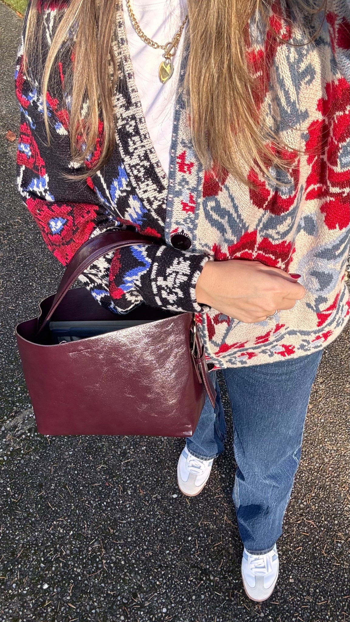 This sweater is everything 🤩

#LTKSeasonal #LTKGiftGuide #LTKHoliday