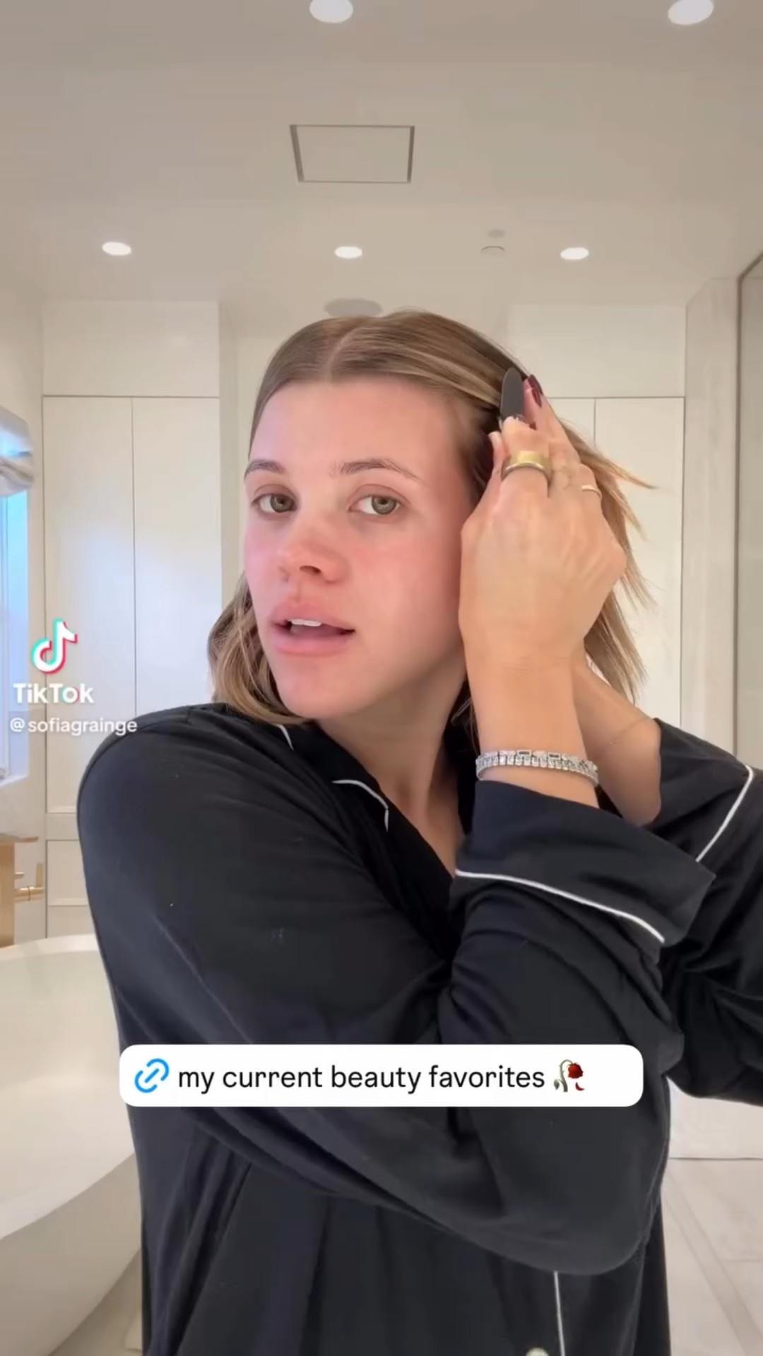 Shop Sofia Ritchie Grange's favorite beauty products

#LTKBeauty