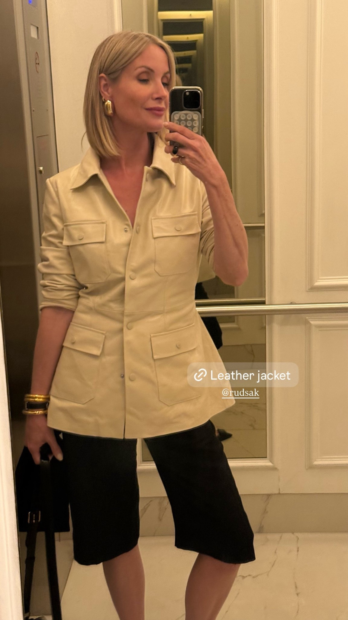 minimal 🧈🖤

#LTKSeasonal #LTKStyleTip #LTKOver40