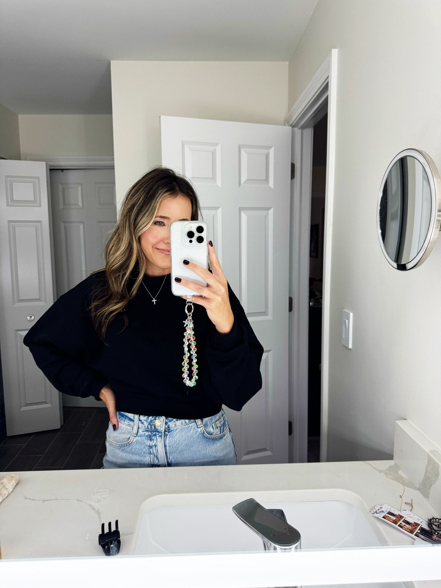 Easy outfit of the day 🤍

#LTKStyleTip #LTKOver40 #LTKActive