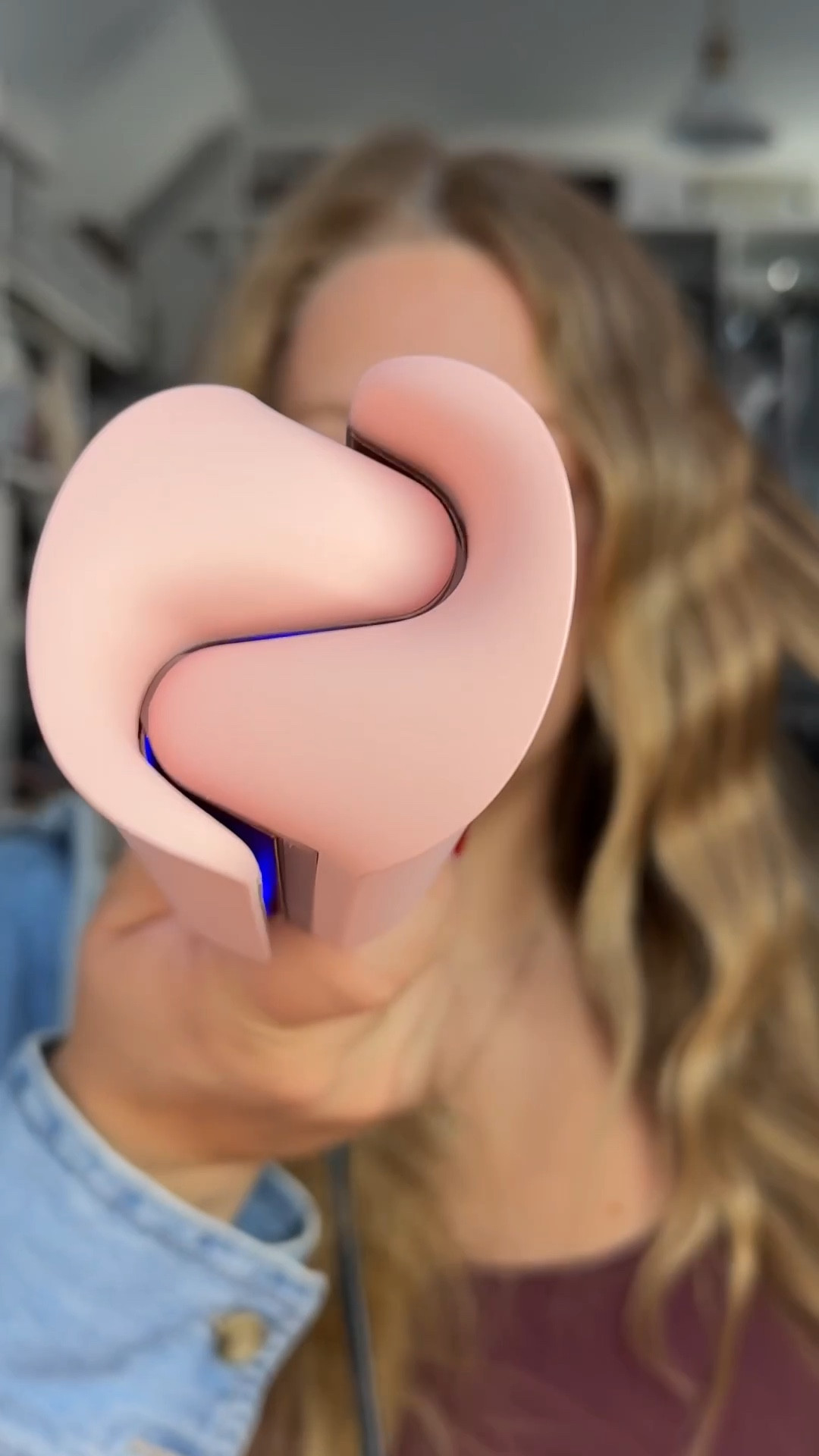 Simple wavy hairstyle on messy hair 

#LTKselfcare #LTKBeauty #LTKgrwm