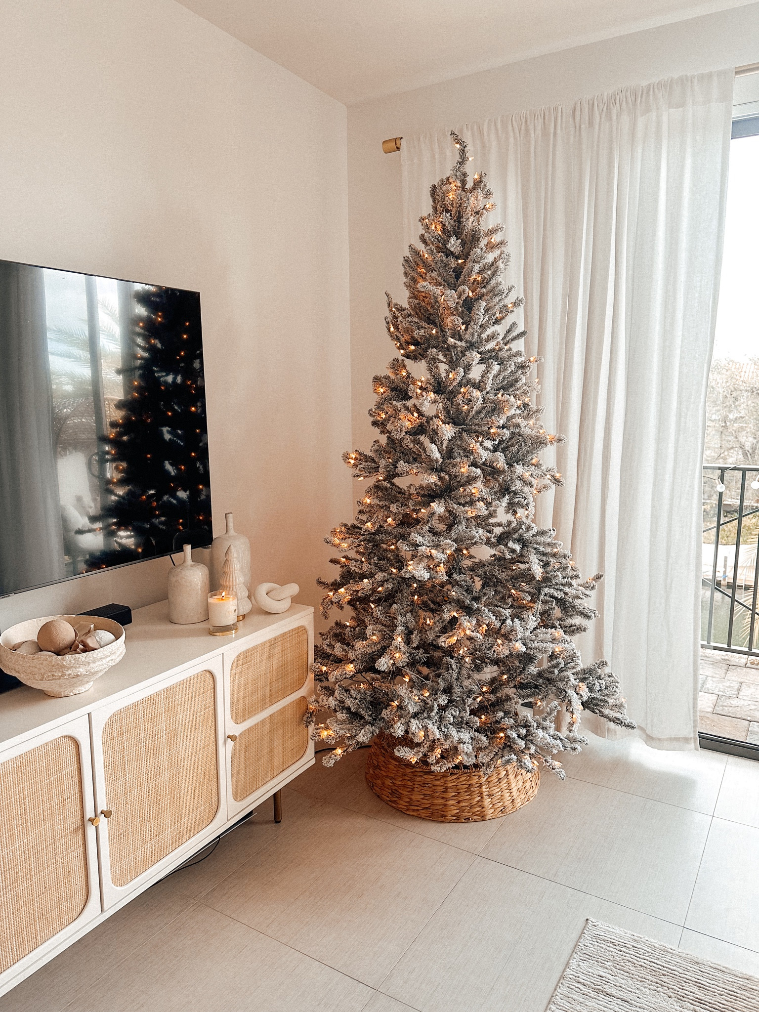 Flocked Christmas tree and gorgeous tree base!

#LTKHoliday #LTKhome