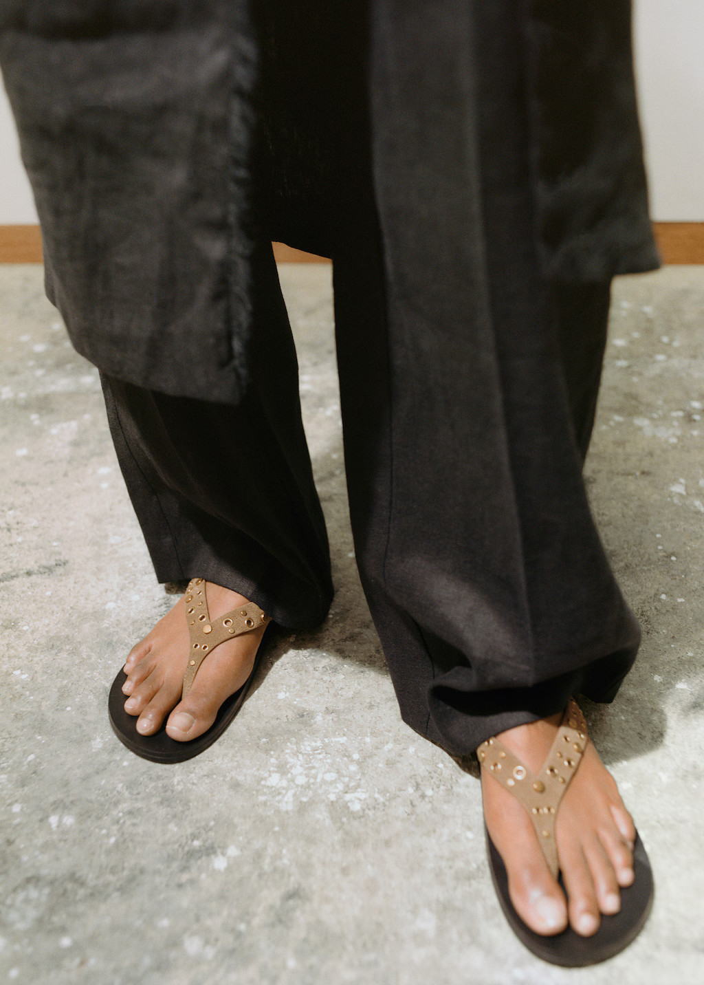 Suede sandals with eyelet straps - Women | MANGO United Kingdom | MANGO (UK)