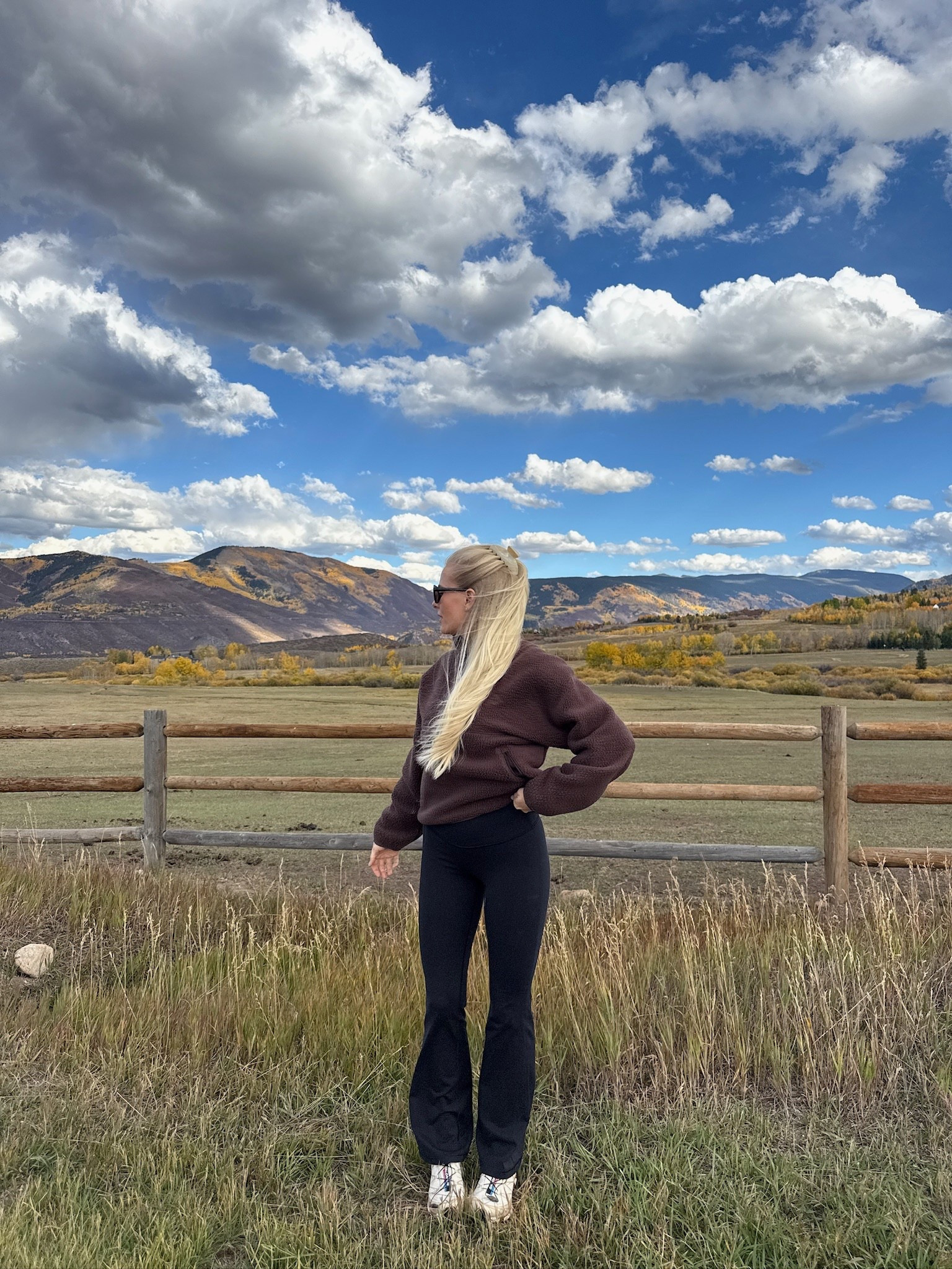 Aspen outfit: size medium fleece, size 4 pants, shoes are tts! #kathleenpost

Hiking outfit, activewear outfit, fall outfit, brown fleece, fleece half zip, casual fall style 

#LTKStyleTip #LTKActive