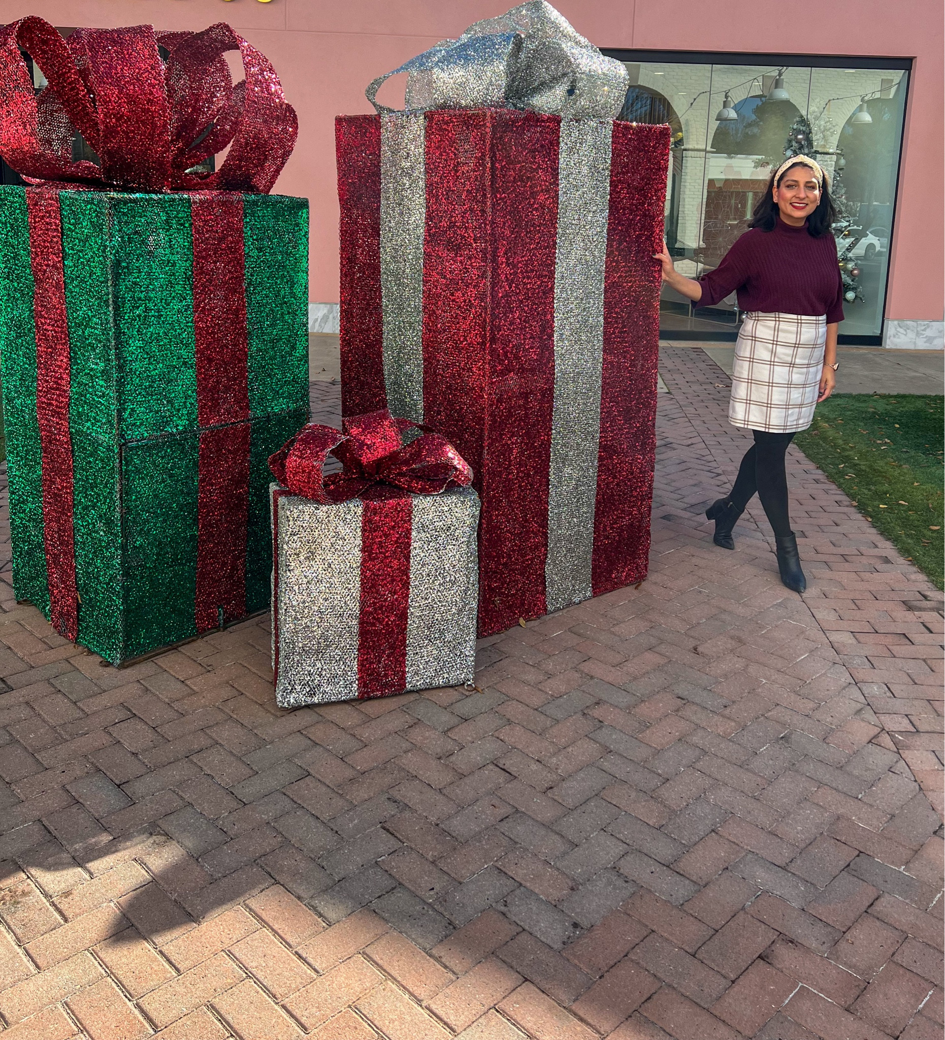 Winter sweater and skirt outfit. 

#LTKworkwear #LTKparties #LTKshoecrush