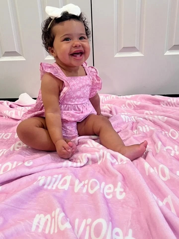 Who needs a PERSONALIZED blankey? ORDERS ARE OPEN for the next week! Customize it with a name or anything you want! You pick fonts and colors! 

DM with questions!