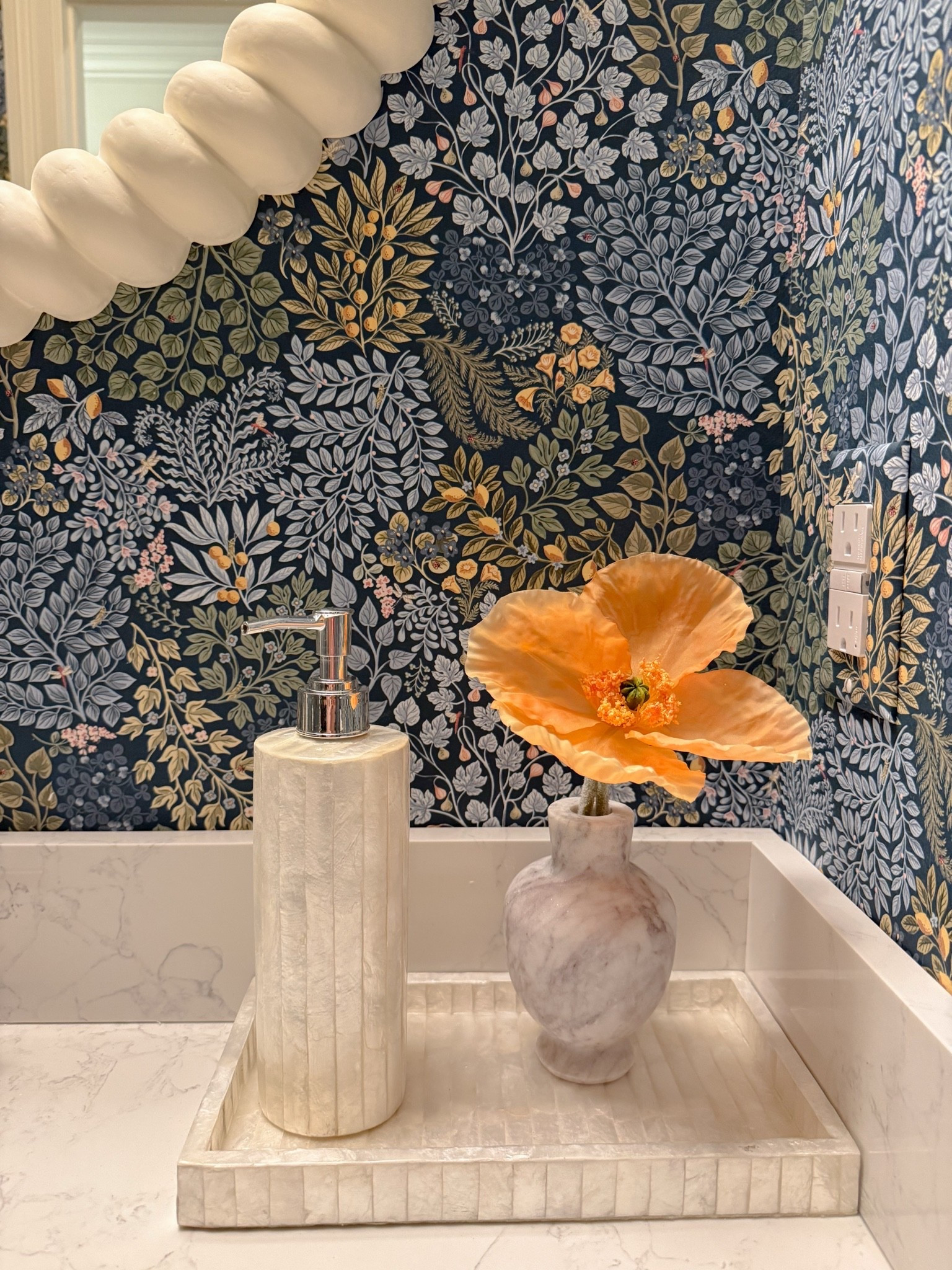When designing a bathroom, don’t forget about the accessories! The finishing touches for the room, this includes greenery, vases, art, countertop pieces and hardware…

#LTKHome #LTKdayinmylife #LTKstorytime