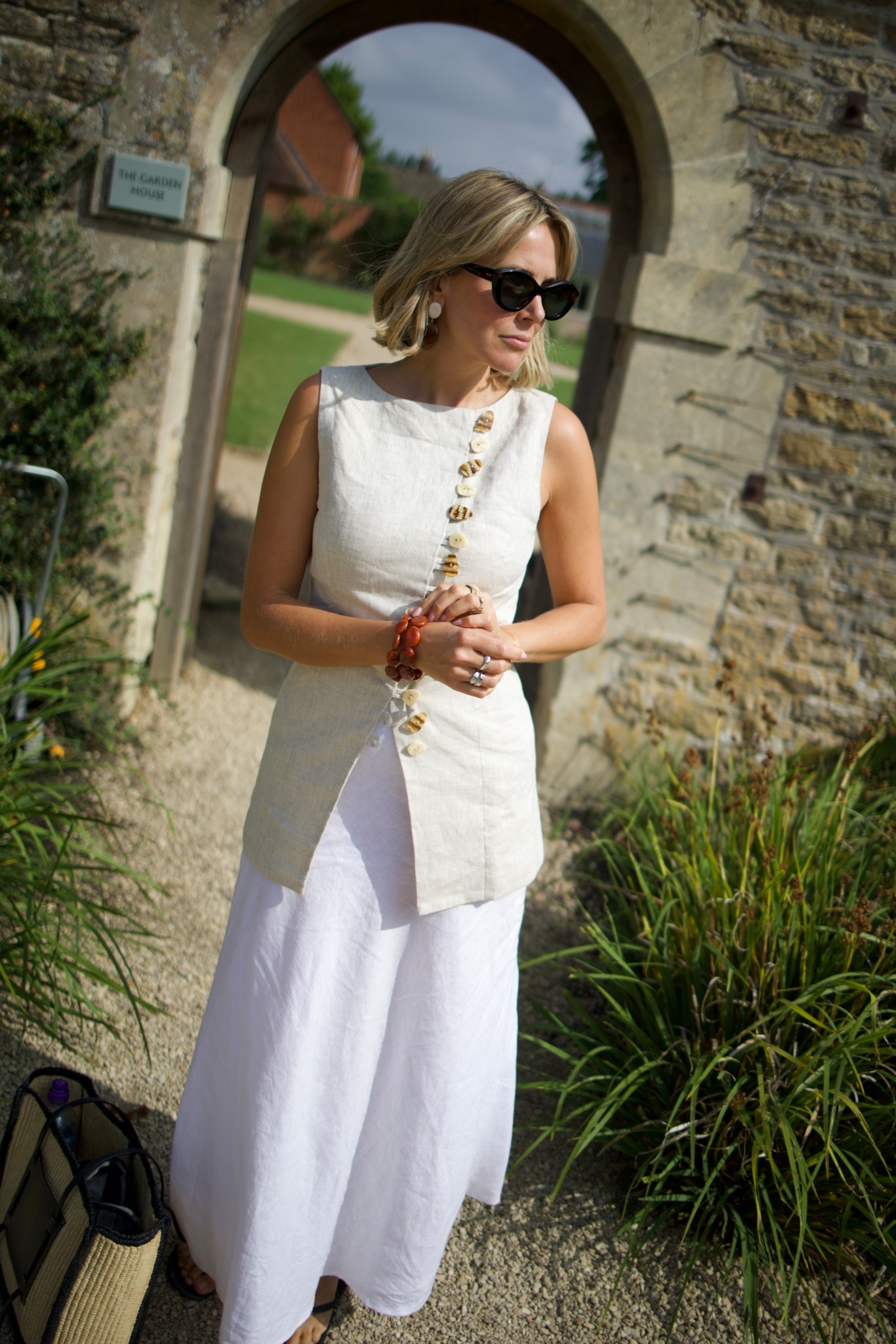 Linen waistcoat
Linen vest
Linen maxi skirt 
Beaded bracelet 
Bead Earrings 
Summer outfit summer holiday outfit 
