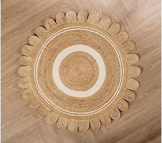 Cozy Cottage by Liz Marie 4' Round Scalloped Edge Rug | QVC