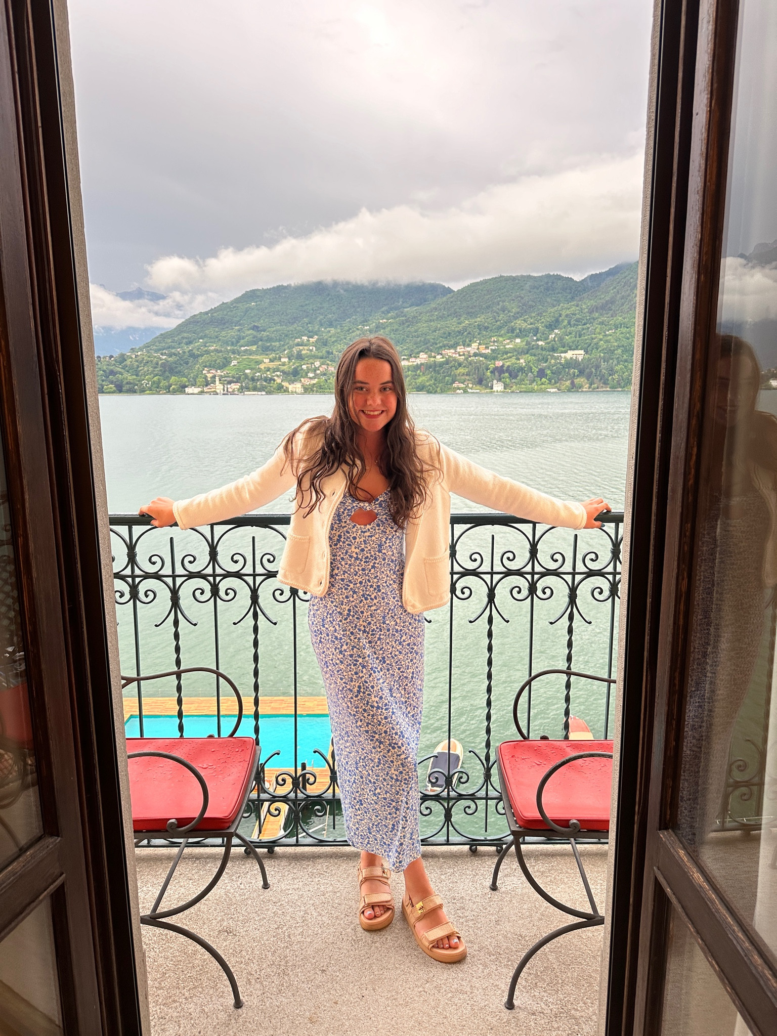 this cute dress again!