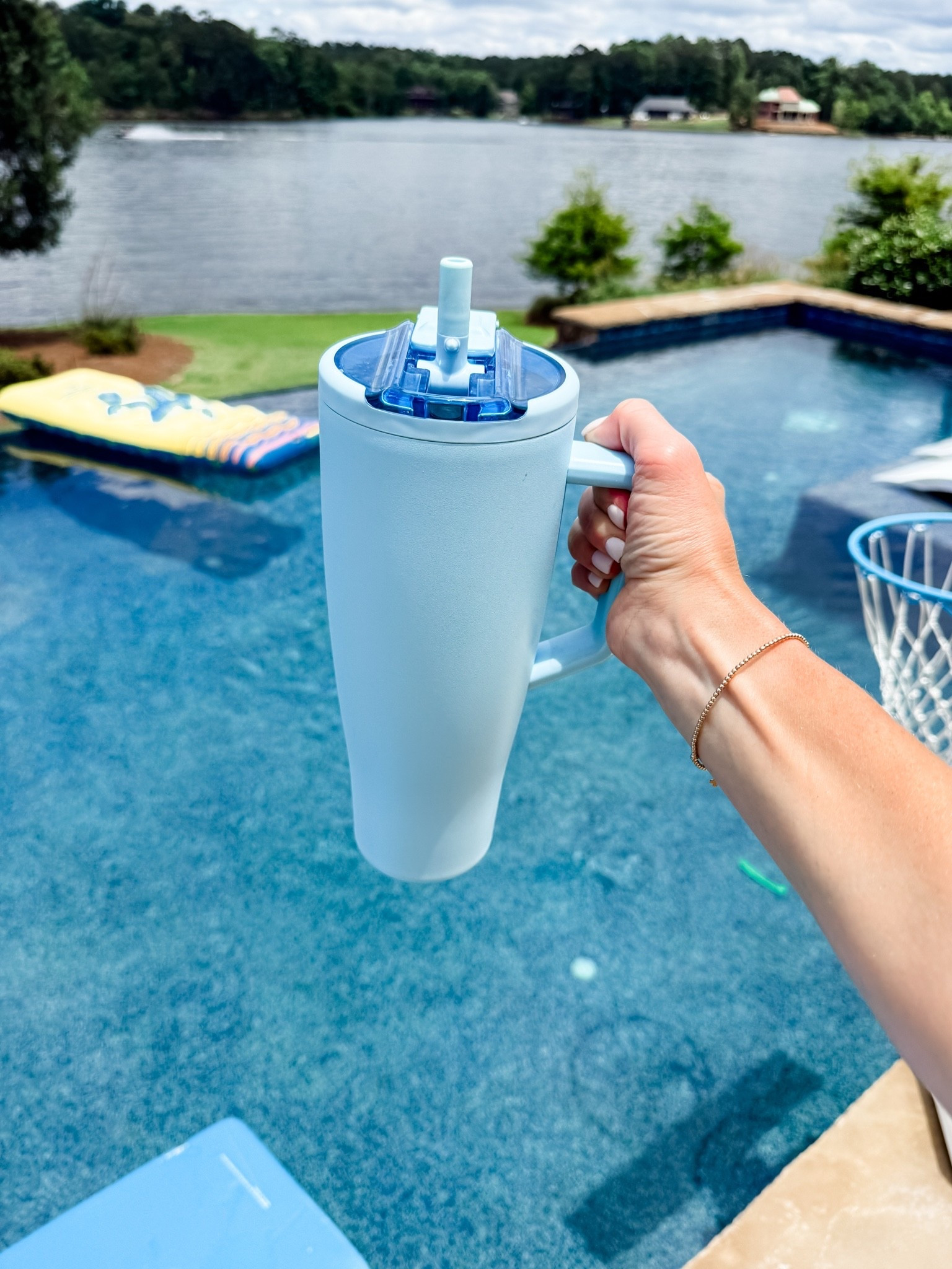 Shop 20% off Brumate this weekend with code: DECADE. I use these tumblers daily for water to stay hydrated. They keep drinks super cold and completely leakproof and dishwasher safe 

 Click here to shop!

Brumate | tumbler | leak proof | water | hydration | Memorial Day weekend | sale | drinks | straw | stainless steel | silicone | mugs | summer | daily | travel | mom life

#LTKSaleAlert #LTKselfcare #LTKActive