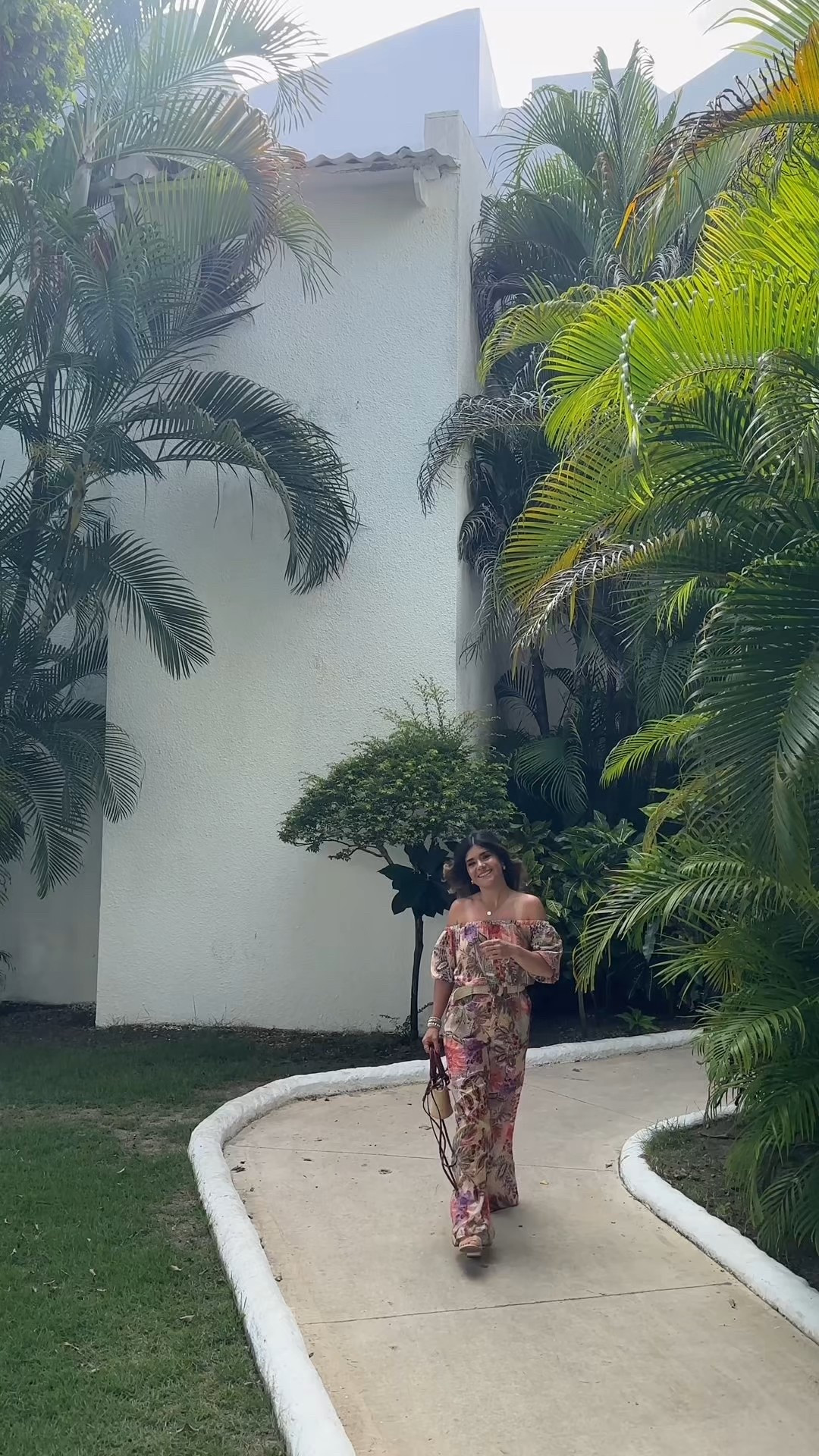 Outfit I wore in Punta Cana! 


#LTKTravel #LTKFindsUnder50 #LTKFindsUnder100