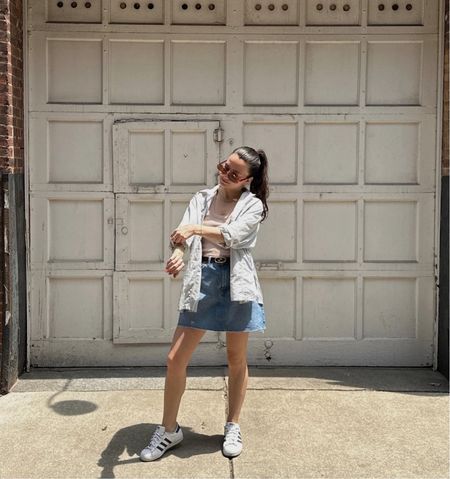 So here for the denim skirt trend
#babyyyliwears @adidas sandals, @katieloxton purse, @zara top and skirt, @urbanoutfitters button down, & @vanlinker sunnies (use code: LIANARVLK15)
denim skirt, summer outfit, summer style, vintage Gucci, adidas sneakers, tank top, denim skirt, Zara
#zaraambassador #zarawoman