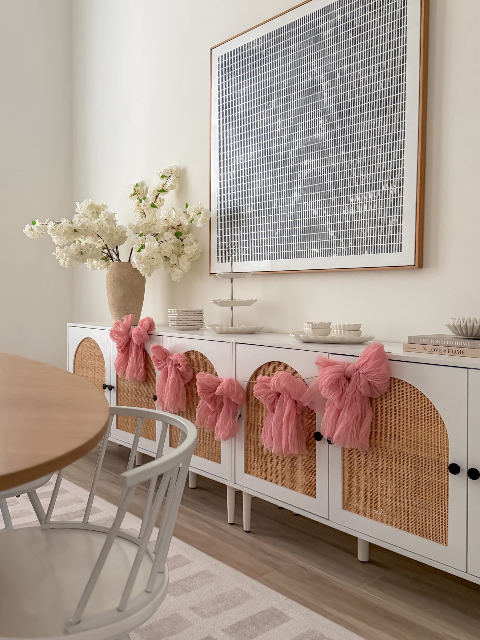 Would you believe this bow garland is Amazon?! 

#LTKValentine #LTKHome