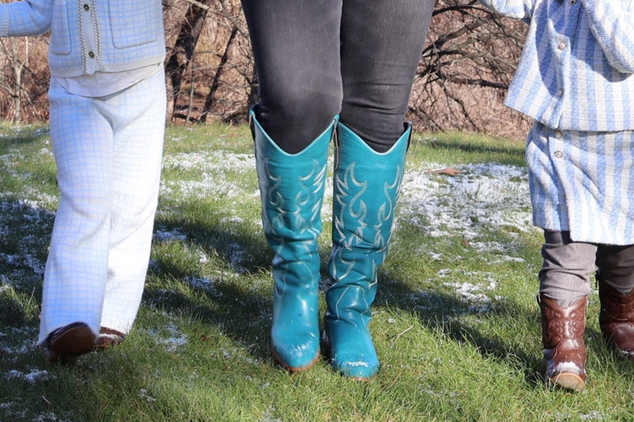 Blue cowgirl boots!

#LTKFindsUnder50 #LTKSeasonal #LTKootd