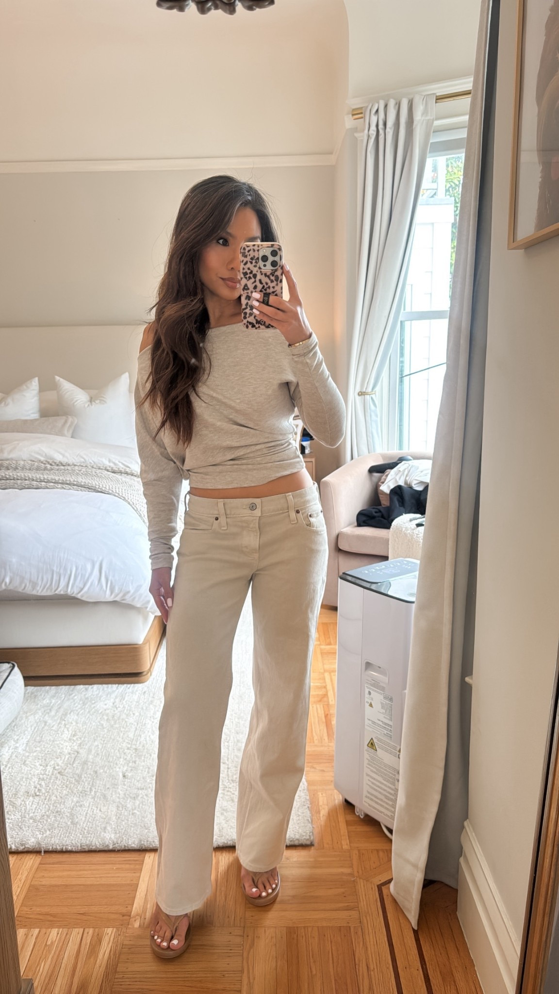 Monochrome outfit always does the trick!!

Sizing:
Top - small
Jeans - tts, 25 short in light brown wash
Wedges - tts 

#LTKootd #LTKPetite