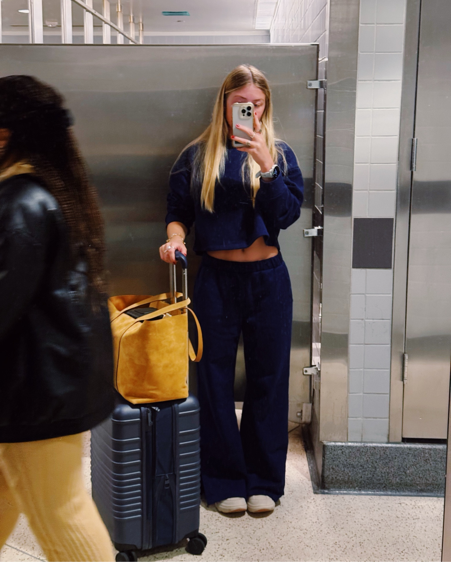 Airport fit 

#LTKTravel #LTKItBag #LTKGiftGuide