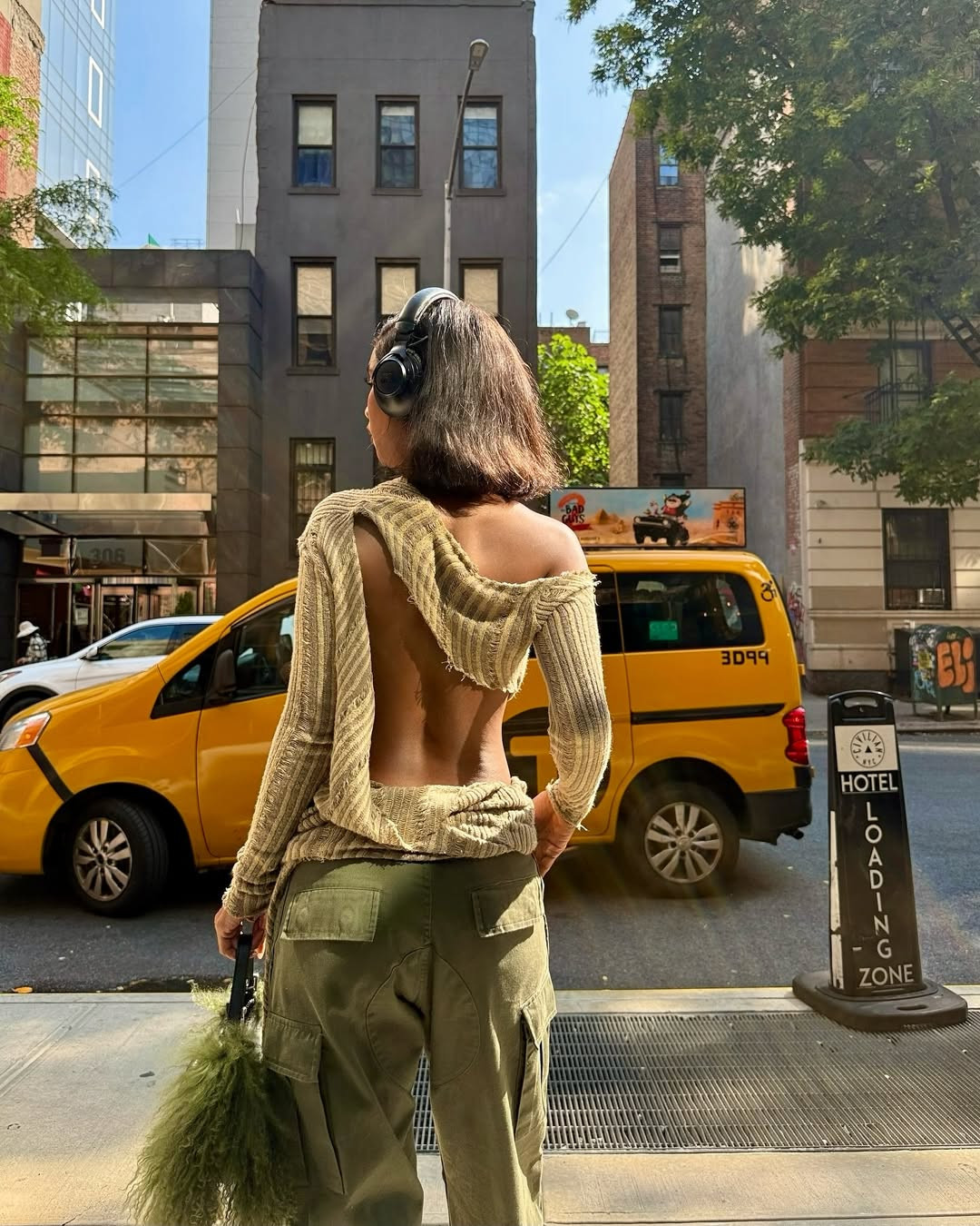 Keeping it cozy but make it street style for the NYC trip. The top is Coucoo but I’m linking similar pieces to recreate the look.

 

#LTKSeasonal #LTKStyleTip