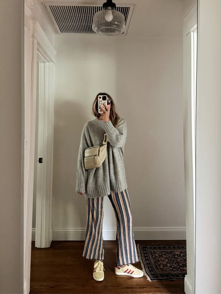 Guess I’m into striped pants lately! Linking what I can below!