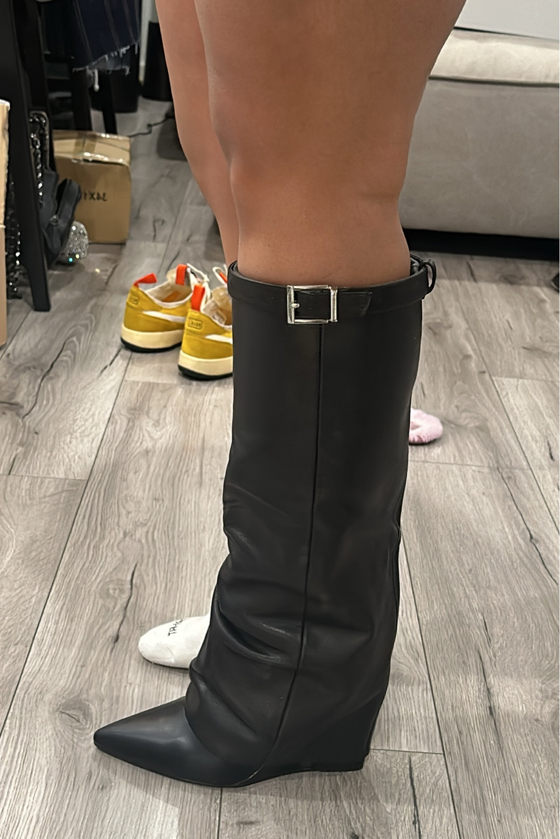 Steve madden store fold over boots