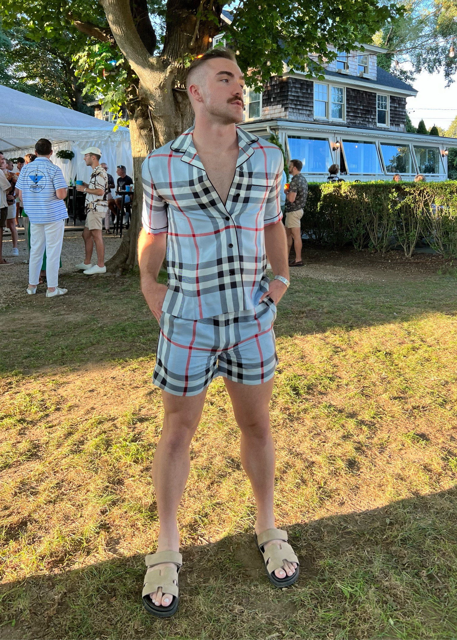 three words.. silk burberry set 🙈

#LTKstyletip