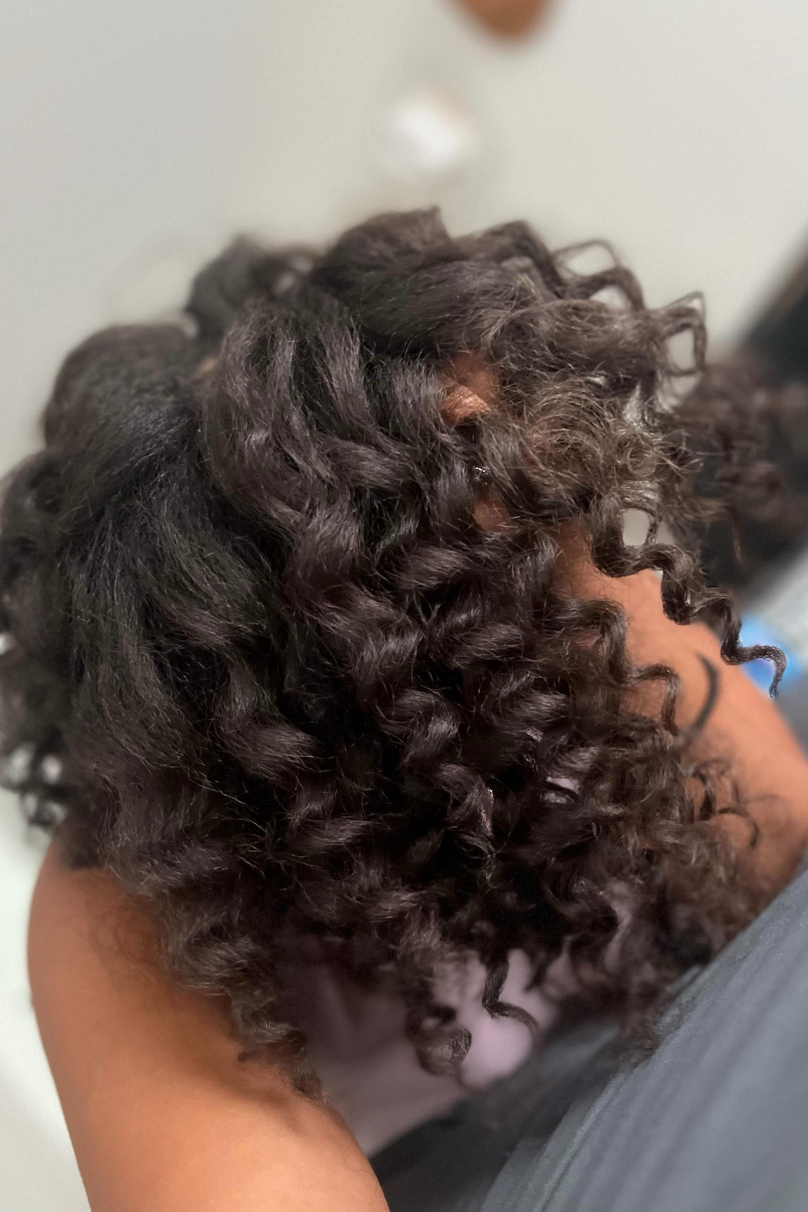 Wand curls pt 2
.
.
.
#3c4ahair #curlyhairstyles #unclefunkysdaughter