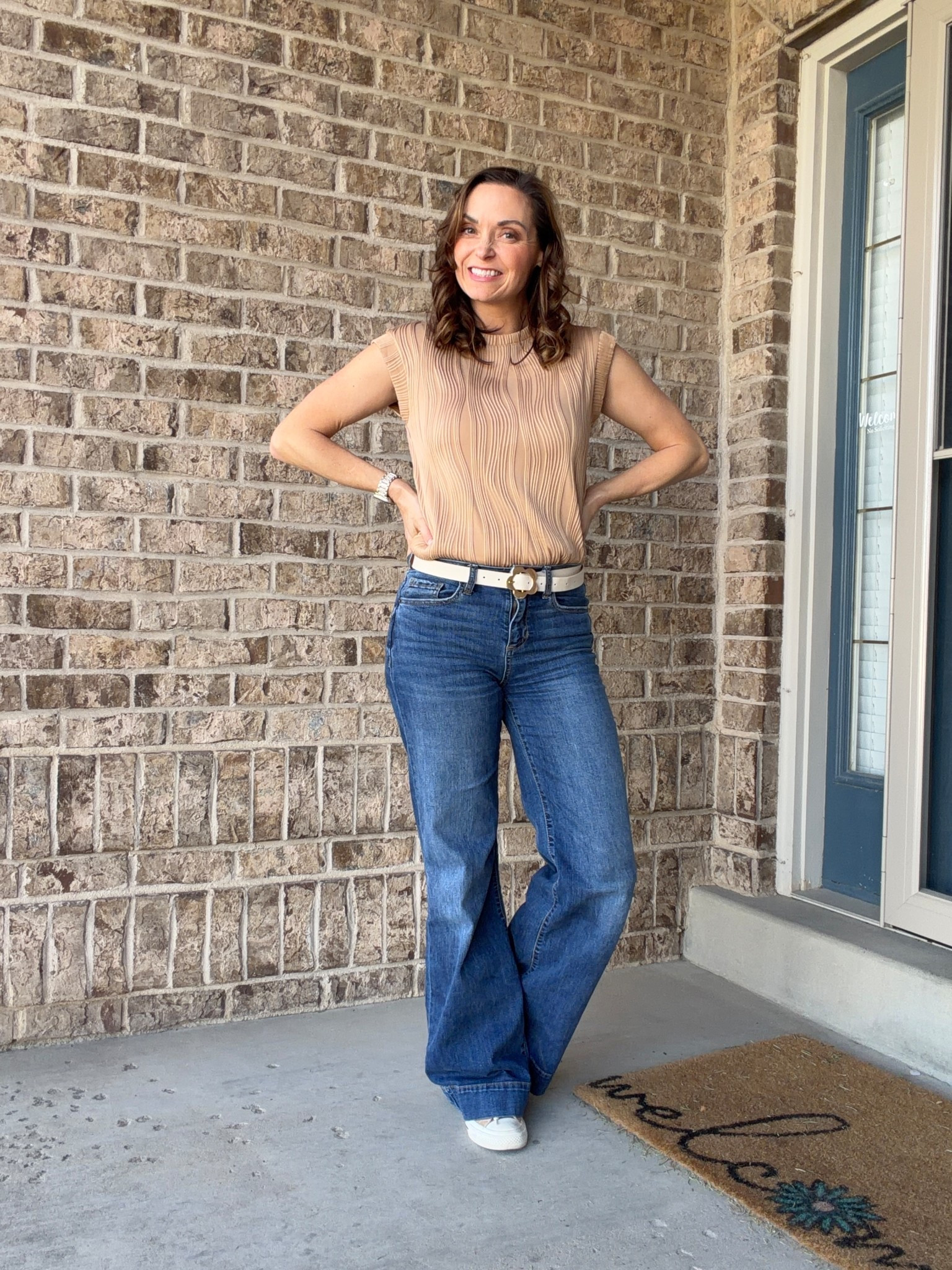 Perfect top! I want it in several colors. 

#LTKootd #LTKmomlife #LTKPetite