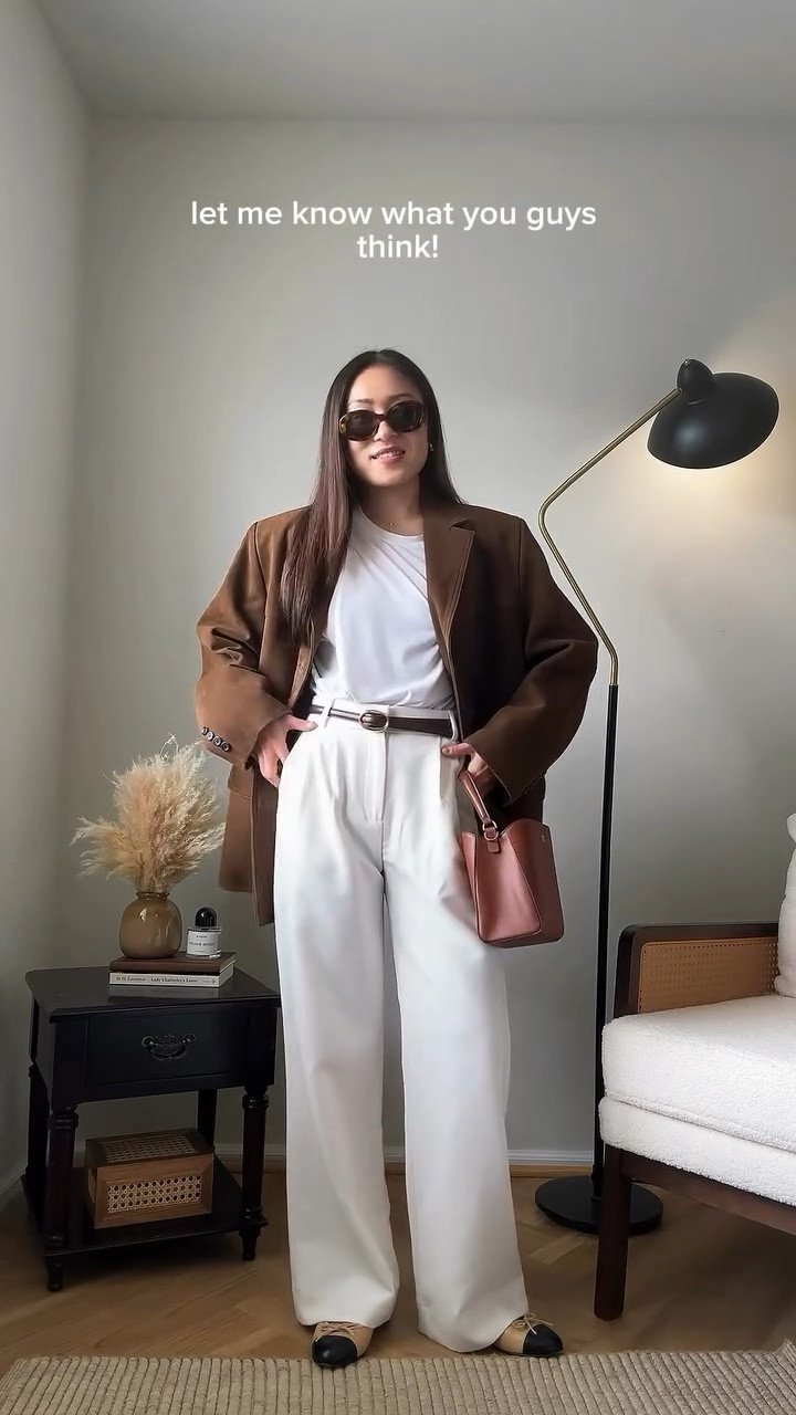 Ecstatic to share the newest edition to my 5’2 capsule closet family 🤎 let’s unbox my dream jacket from @ sourceunknown_official 🫶🏼 wow wow wow, I’m absolutely blown away! I cannot believe that this blazer is now in my very own hands! After seeing this iconic jacket on minimalist Pinterest girlies for over a year now, I am finally in the club! Now I can DEFINITELY see why this jacket is an icon 🔥 I want to hear! what do you guys think? 

🔗 Outfit specifics always linked in bio → LTK @amandacapsulewardrobe
⸻

#sourceunknown #shortgirlstyle #90sminimalism #haileybieberstyle #capsulewardobe Pinterest outfit inspiration, capsule closet inspiration, 90’s minimalism style, timeless outfit ideas, source unknown Hailey lamb skin blazer, 90s minimalism outfits, short girl styles, petite styling, Hailey Bieber style, Hailey Bieber oversized blazer, 5’2” height, 90’s style
