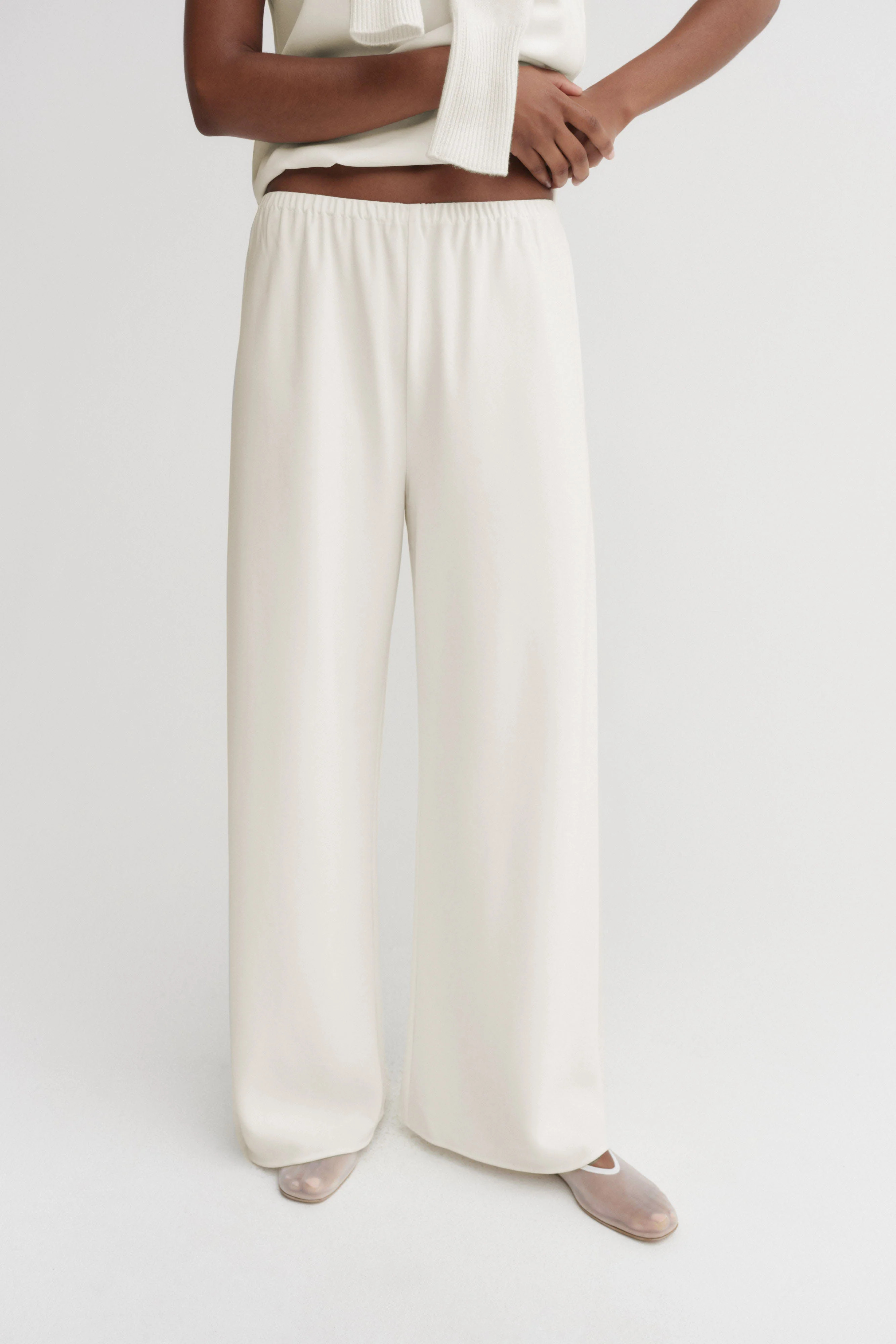 Yara V-Neck Sweater, vanilla | Almada Label