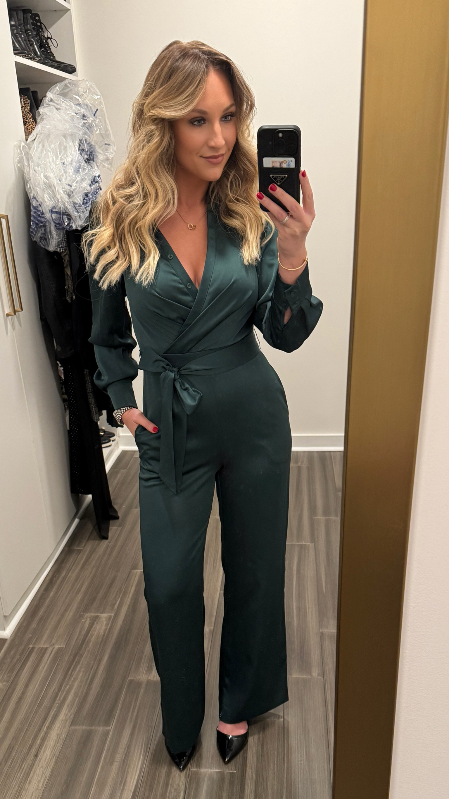 Wearing this #GreenJumpsuit tonight for the last game before #Christmas Break! #ChristmasOutfit #Green #Jumpsuit #Romper

#LTKFindsUnder100 #LTKWorkwear #LTKHoliday