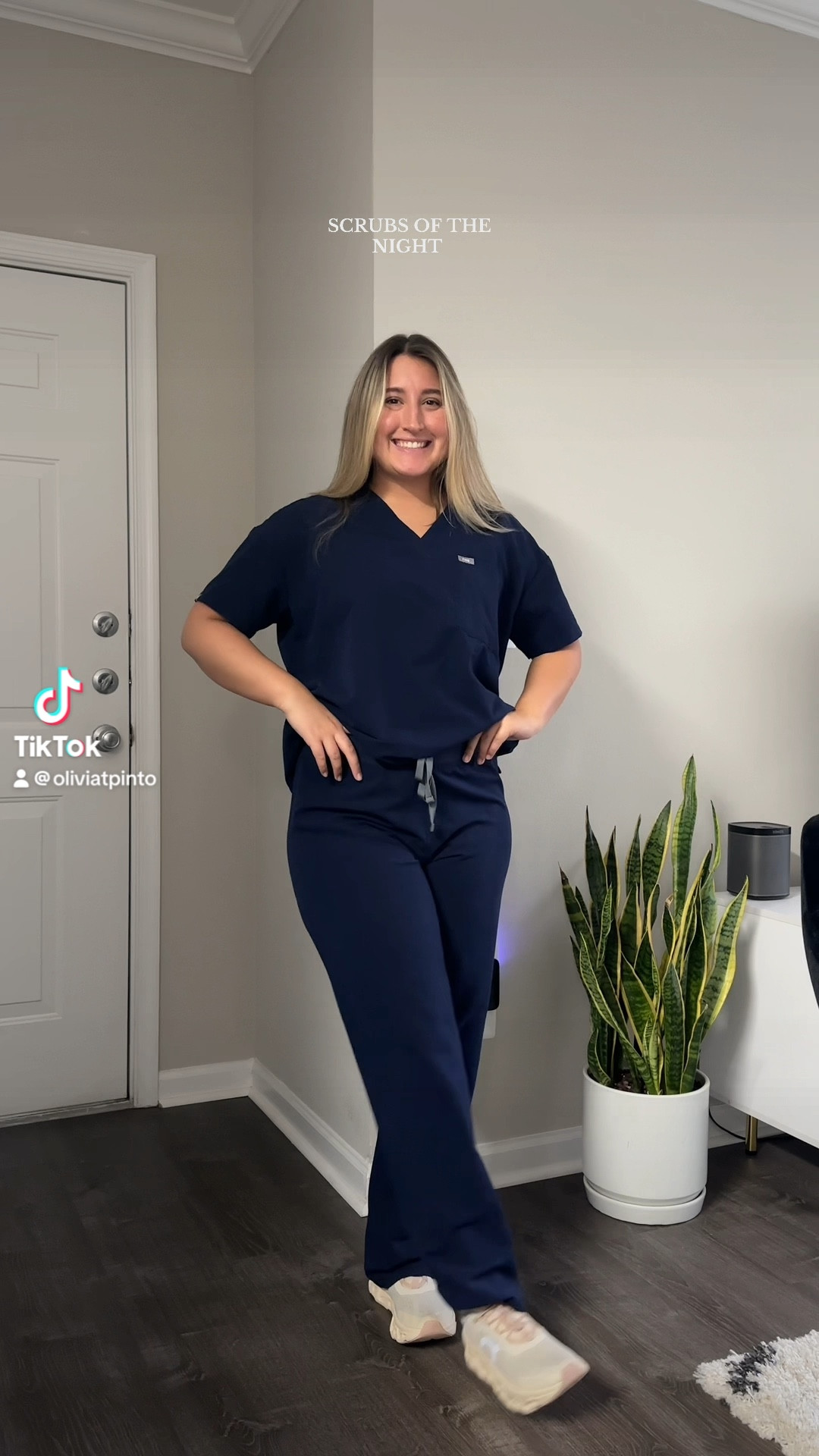 Scrubs of the night! 

#LTKVideo #LTKWorkwear #LTKStyleTip