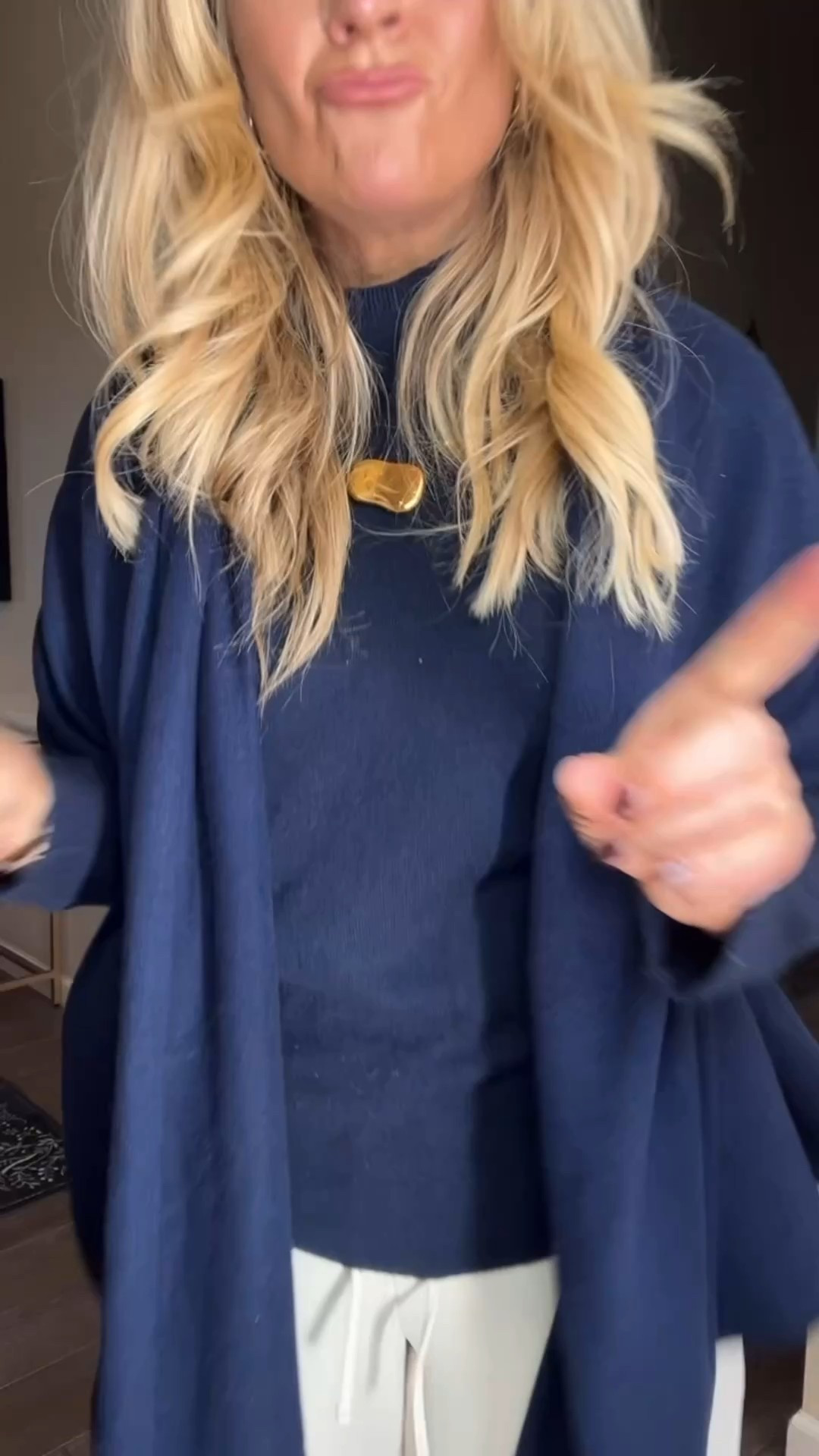  ✨Tap the bell, save and ❤️ for over 40 fashion, midlife style, midsize fashion and luxury looks for less. 

I’m finally done fixing my scarf every 2 seconds 😅
This poncho trick changed everything…
but only if you do it this exact way 👀

Comment PONCHO and I’ll send you 👉
• the step-by-step instructions
• the outfit + scarf links
• today’s belly-friendly style notes 

👑"Helping you look good, feel good!" - Lindsey Denver

Follow my LTK @Over40andmidlife on the @shop.LTK app to view this post and get my exclusive app-only content!

#liketkit #LTKFindsUnder100 #LTKOver40 #LTKMidsize
@shop.ltk
https://liketk.it/5ExaS