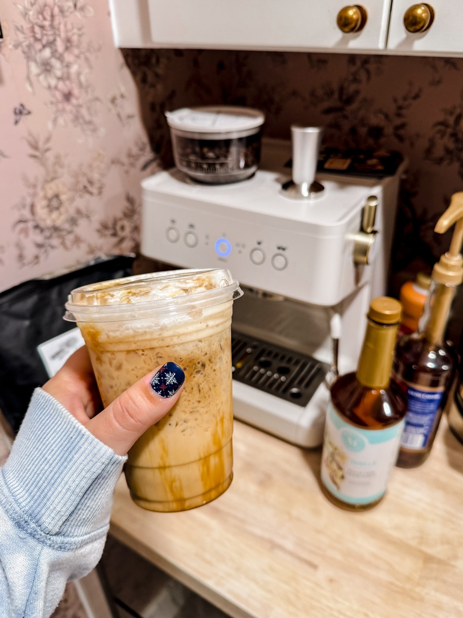 Easy to navigate espresso machine! 

#coffee #espressomachine #2026musthave

#LTKdayinmylife #LTKmorningroutine #LTKmomlife