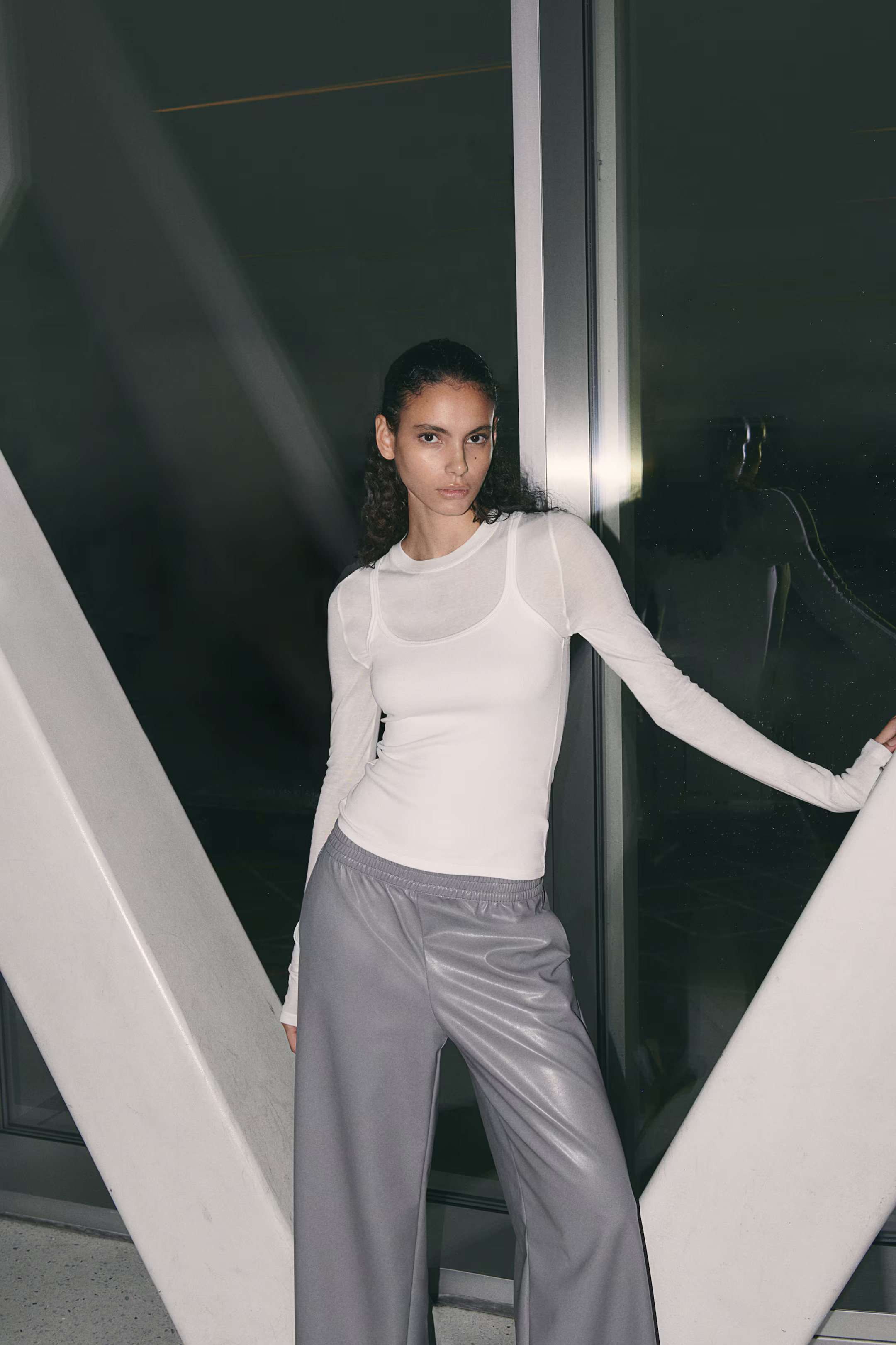 Wide Coated Joggers - Gray - Ladies | H&M CA | H&M (US + CA)