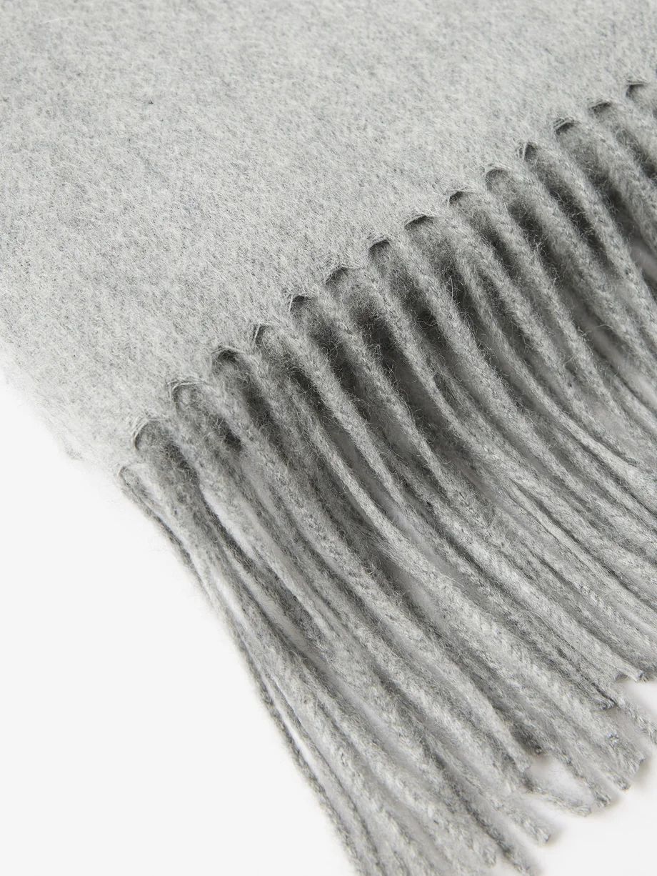 Fringed cashmere scarf | Arch4 | Matches (UK)