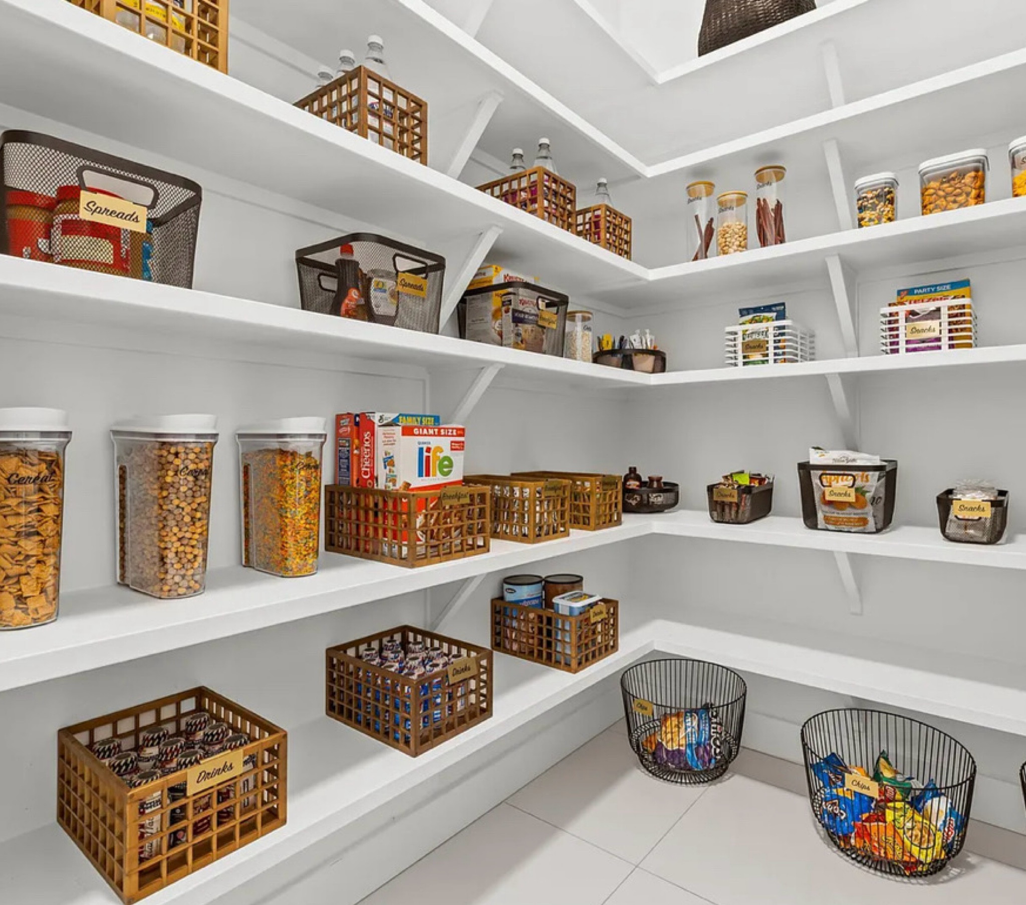 The peace of a professionally organized pantry. You won’t know how you survived without it. 

#pantryorganization
#jkehomereset
#homeorganizer

#LTKhome