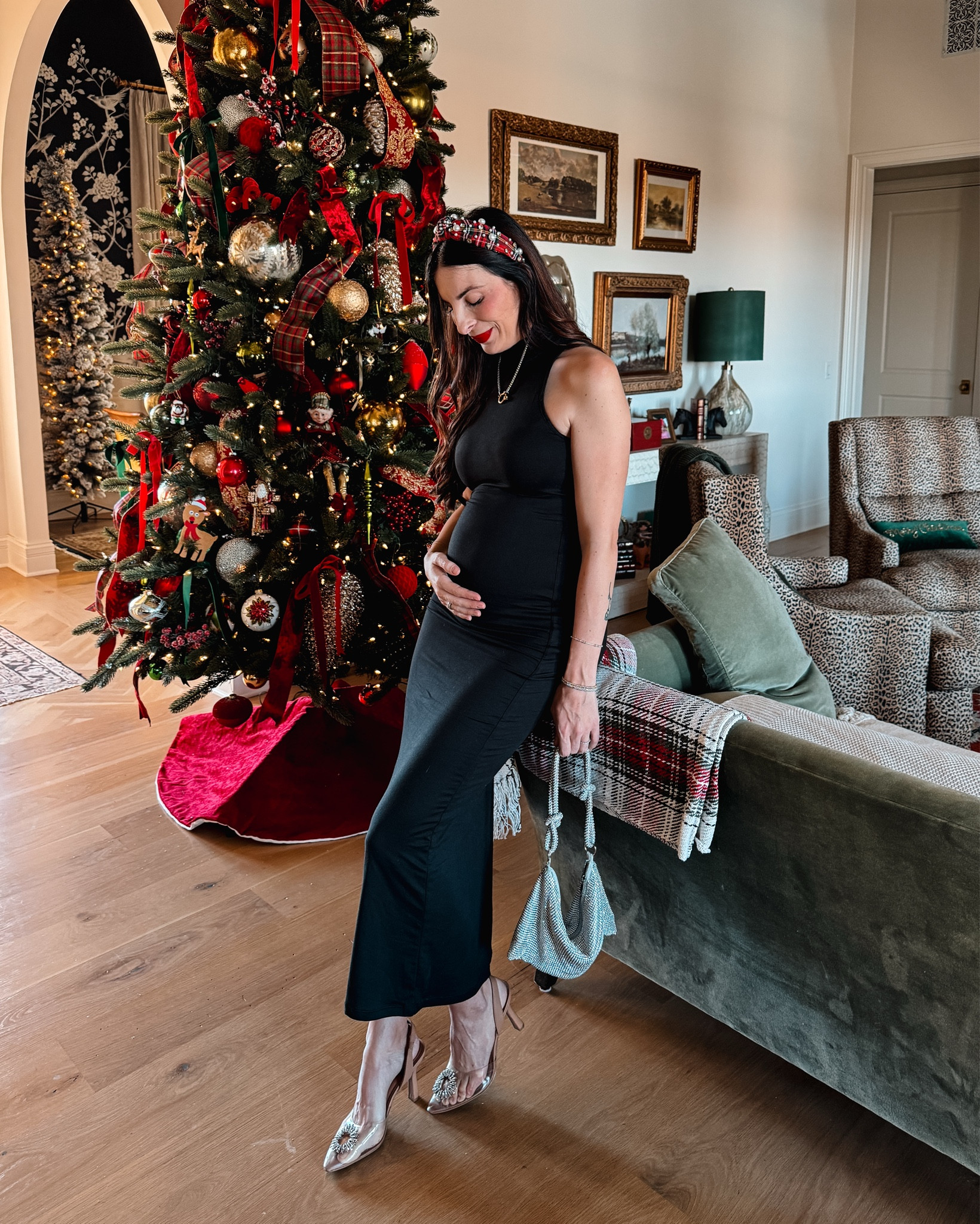 Holiday pregnancy glam ✨ Bumpsuit has most comfortable clothing you’ll ever put on your body 😍 I wore this brand during my first pregnancy + postpartum, and now again for my second pregnancy!  I cannot recommend this brand enough, mamas!

Use code CHELSIE20 for 20% off sitewide!

Bump friendly fashion, little black dress, maternity wear 

#LTKBump #LTKmomlife #LTKHoliday