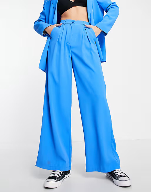Reclaimed Vintage – Elegante Hose in leuchtendem Blau, Kombiteil | ASOS (Global)