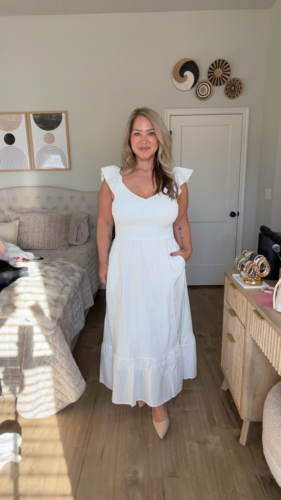 Size large 

#LTKPetite #LTKMidsize #LTKOver40