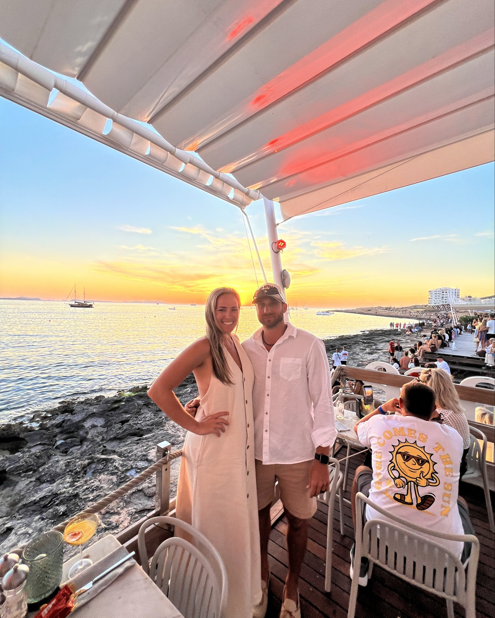 The perfect linen dress for dinner

#LTKSaleAlert #LTKStyleTip #LTKTravel