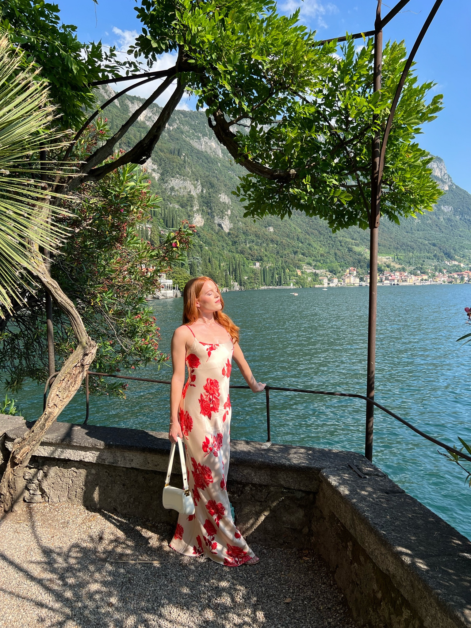 Roses in Lake Como 🌹

#LTKSeasonal #LTKstyletip #LTKtravel