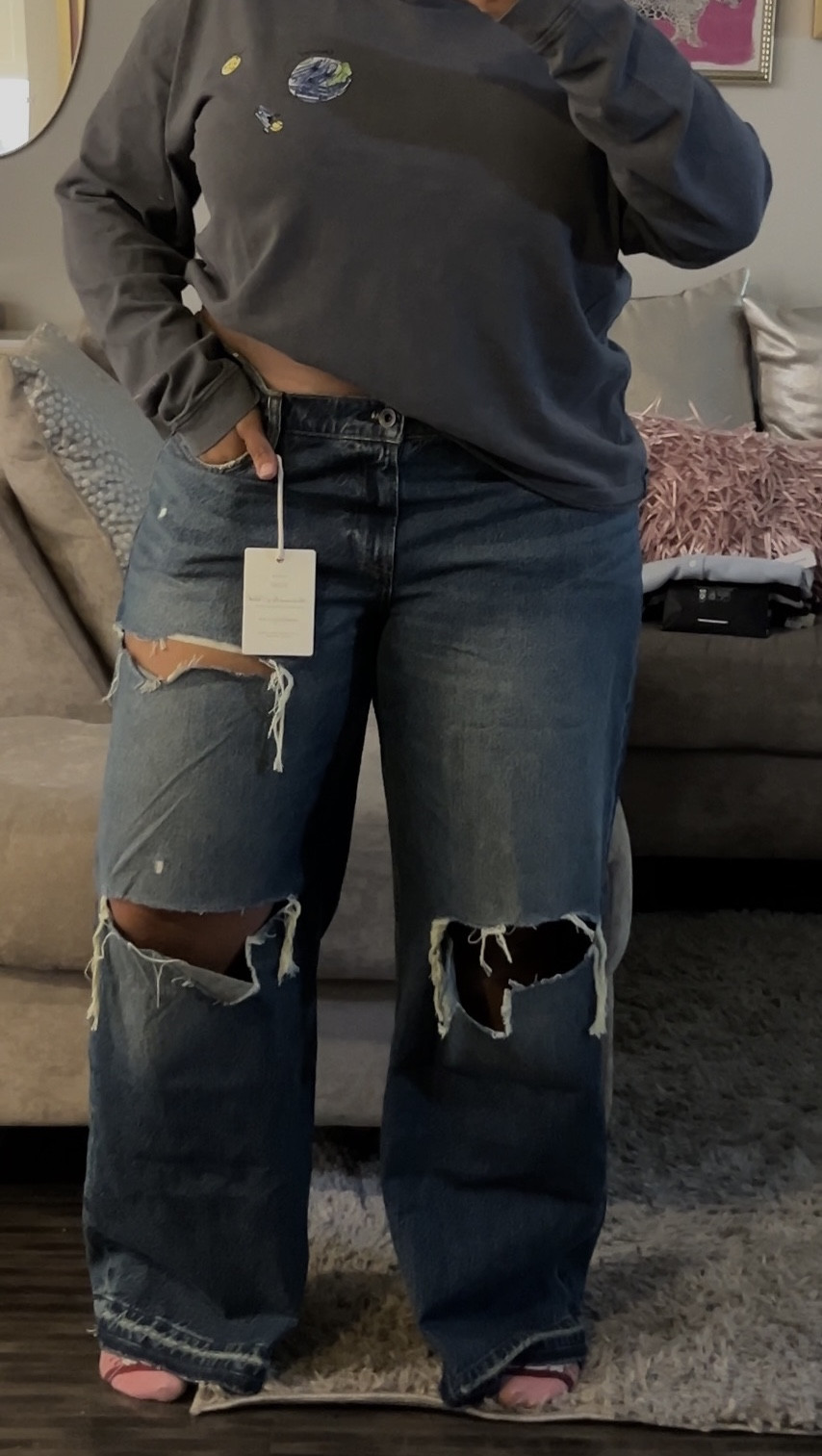 Perfect baggy jeans for curvy girls 