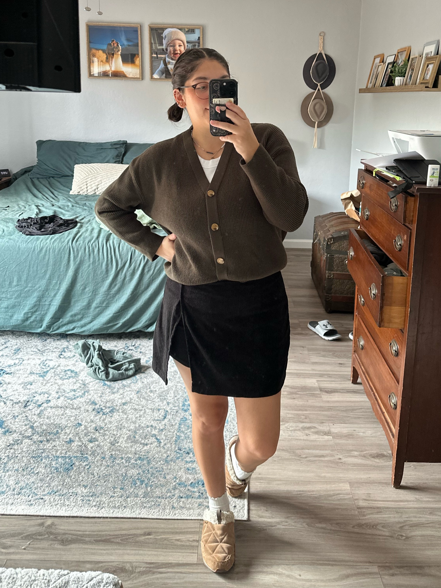 Don’t mind my slippers 🫣 a good button cardigan has become a staple in my wardrobe! Plus these halara skirts have converted me from a skirt hater 😬 

#LTKMidsize #LTKStyleTip