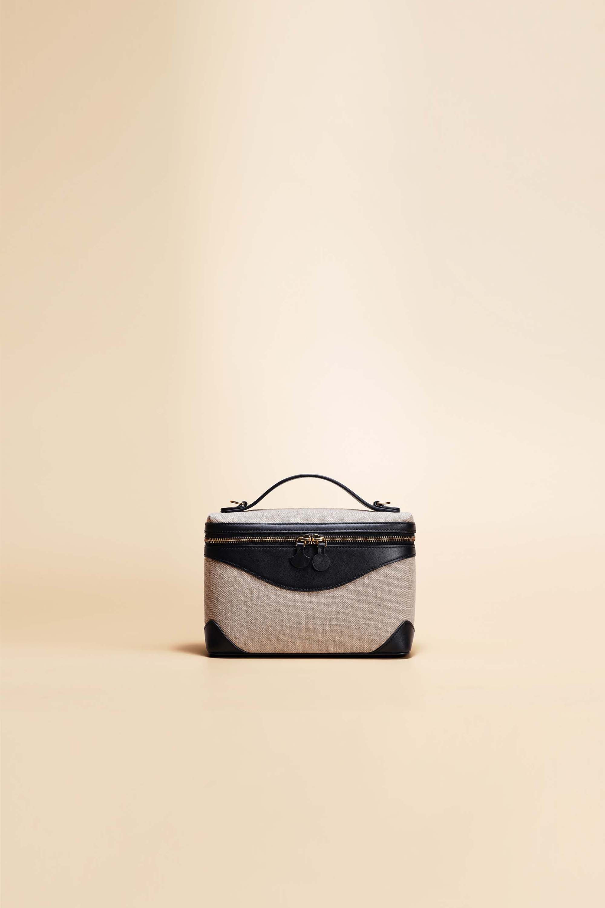 Shop Mini Anchor Bag - OLEADA: Small Leather Work Shoulder Bag | OLEADA