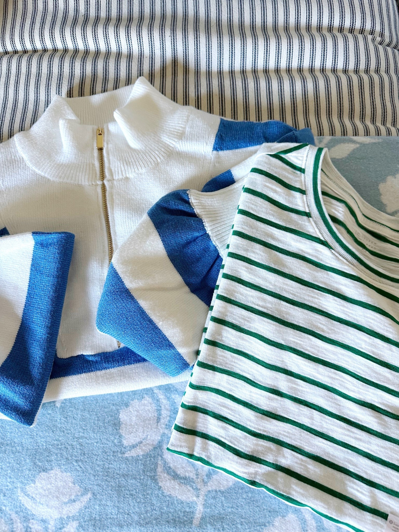 Picked up some cute coastal stripes at kohls! The pullover is so perfect for fall and it’s insanely soft! Under $40! 

Fall style, fall outfit, stripes, striped pullover, striped sweater, striped tee, coastal style, coastal outfit, Draper James, kohls 

#LTKFallSale #LTKFindsUnder100 #LTKSeasonal