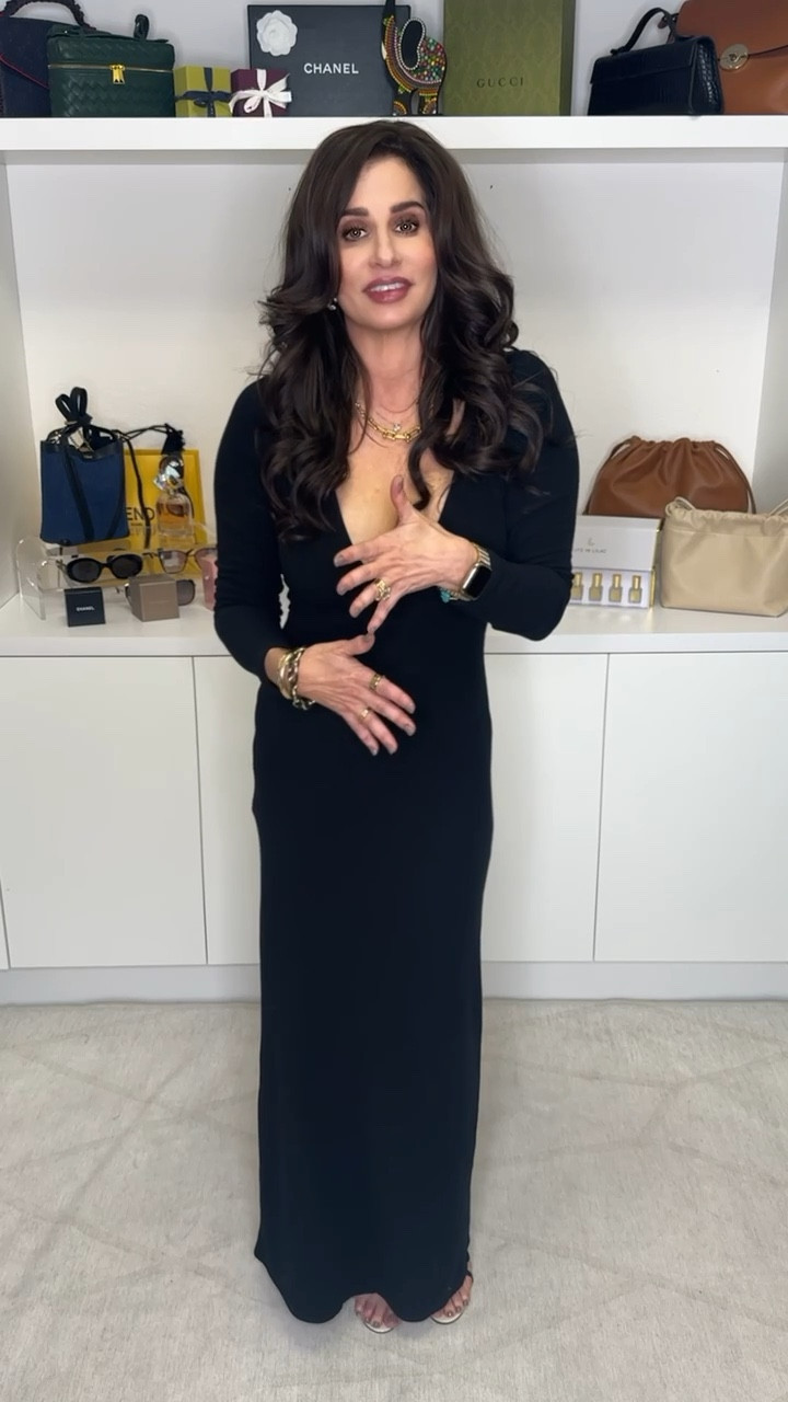 The pretty tad sexy LBD ! Wearing a sm . Has a slit in the back . So pretty for an evening out ! 
#lbdress #eveningoutstyle 

#LTKOver40 #LTKStyleTip #LTKHoliday