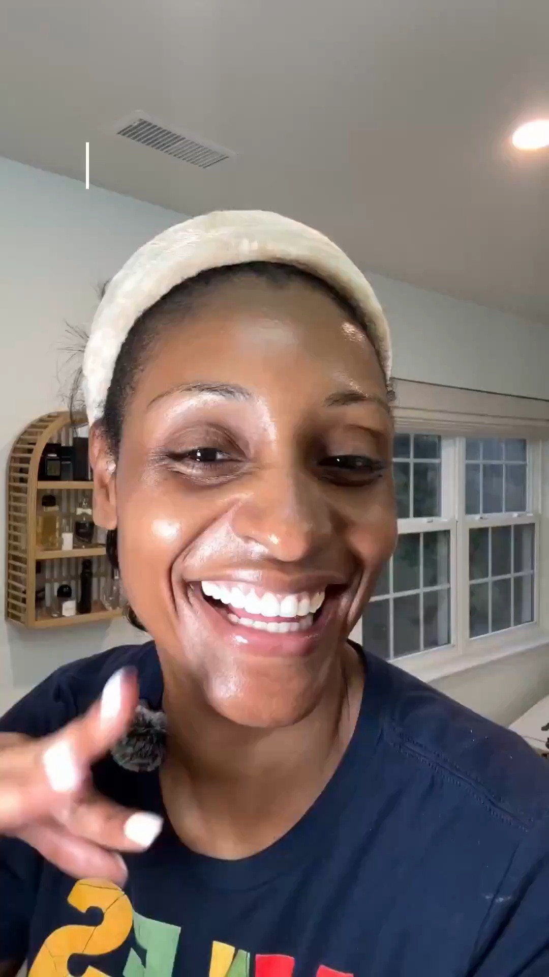 A solid nighttime routine is non-negotiable for me. If I’m waking up at 4AM, I’m hitting the sheets early and I want my face and skin to feel niceeee.  These are the products I use every night to wind down and take care of my skin. Linking everything here ✨

Follow my LTK @Asiliglamcooks to shop this post and get my exclusive app-only content.

Nighttime routine, skincare at night, evening skincare, hydrating skincare, self care routine, mom nighttime routine, glowing skin, skin reset, amazon beauty finds, ltk beauty

#LTKBeauty #LTKdayinmylife #LTKselfcare