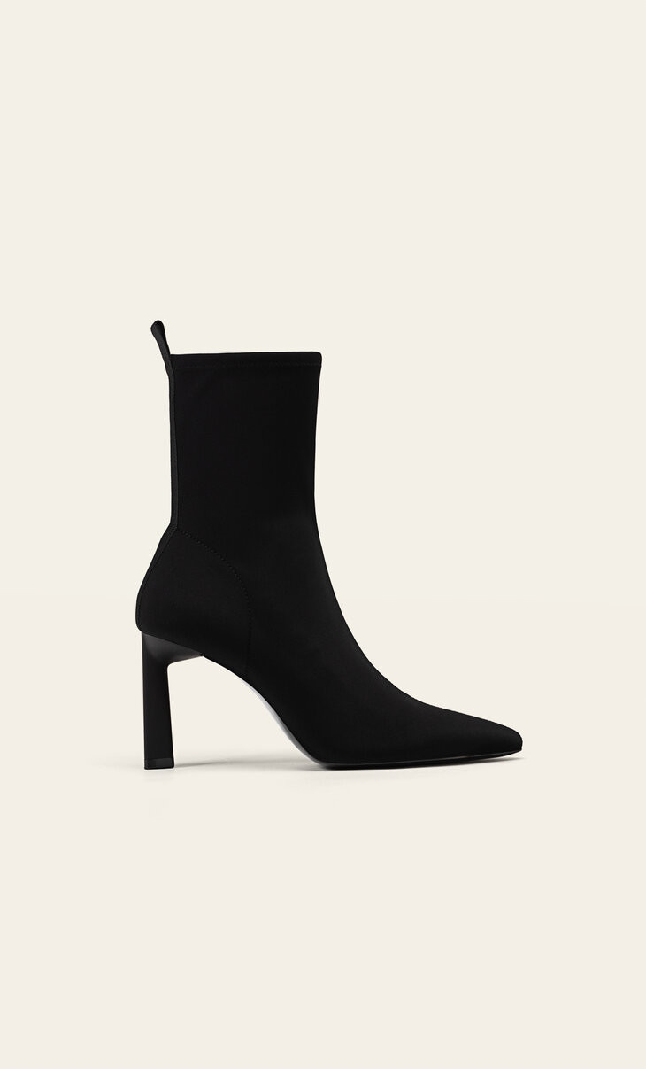 Fitted high-heel ankle boots - Women's fashion | Stradivarius United Kingdom | Stradivarius (UK)