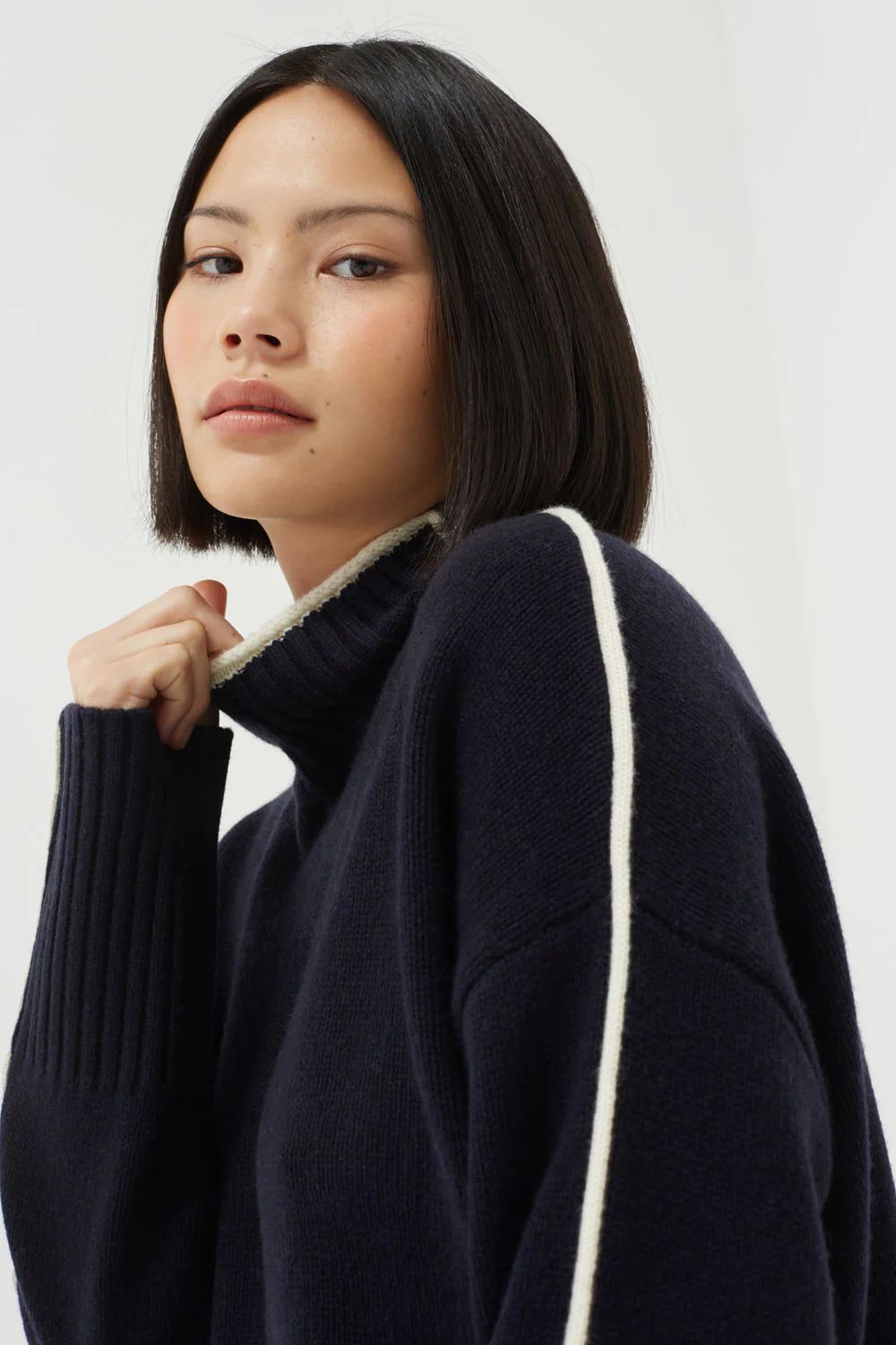 Navy Wool-Cashmere Piped Sweater | Chinti and Parker