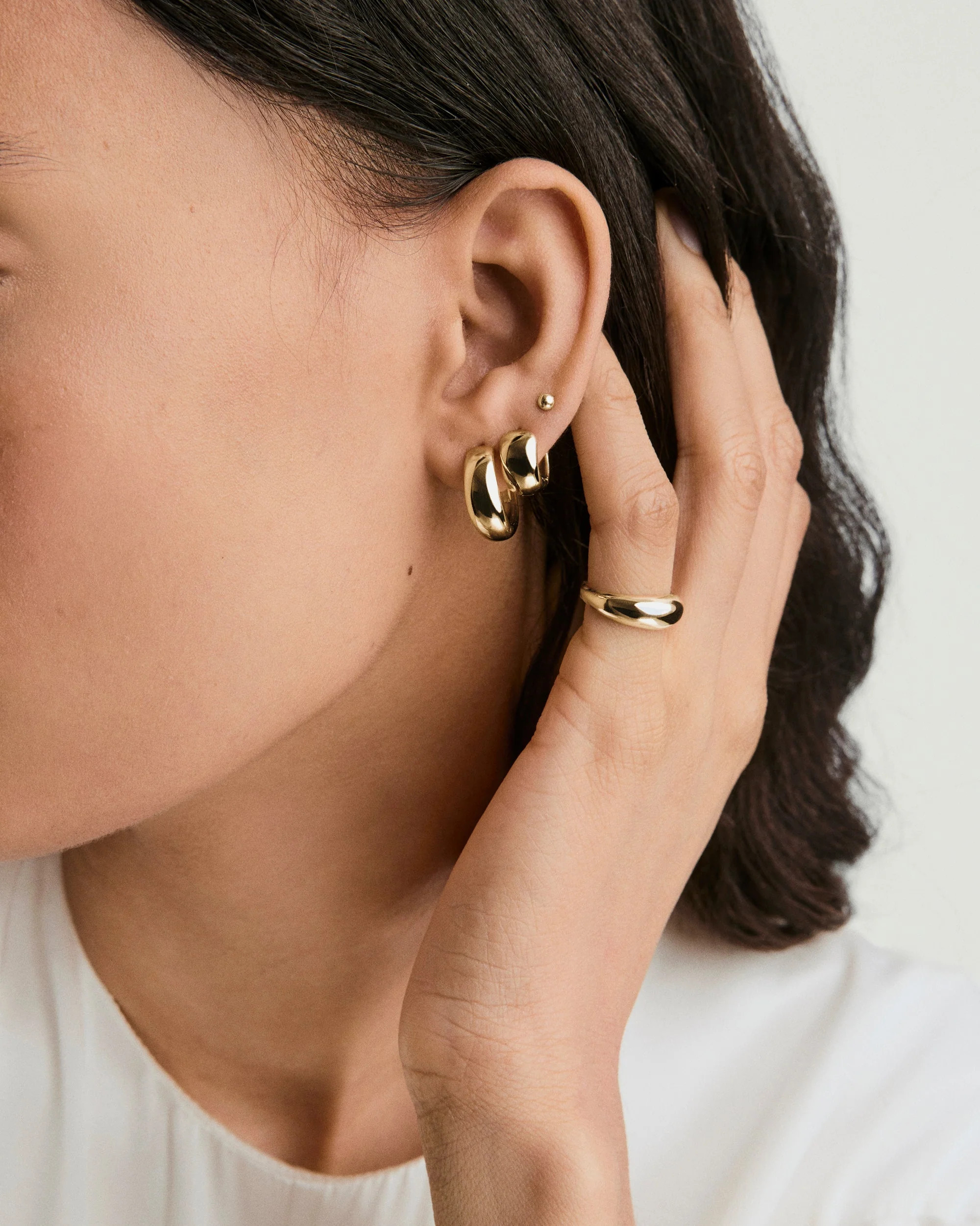 Dôme Hoops | Mejuri Fine Crew